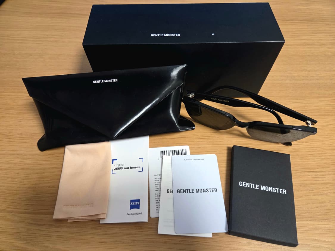 젠틀몬스터 릴리트01 상품이미지1