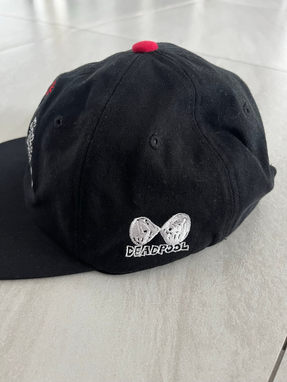 예스아이씨 데드풀 캡모자 블랙 상품이미지3