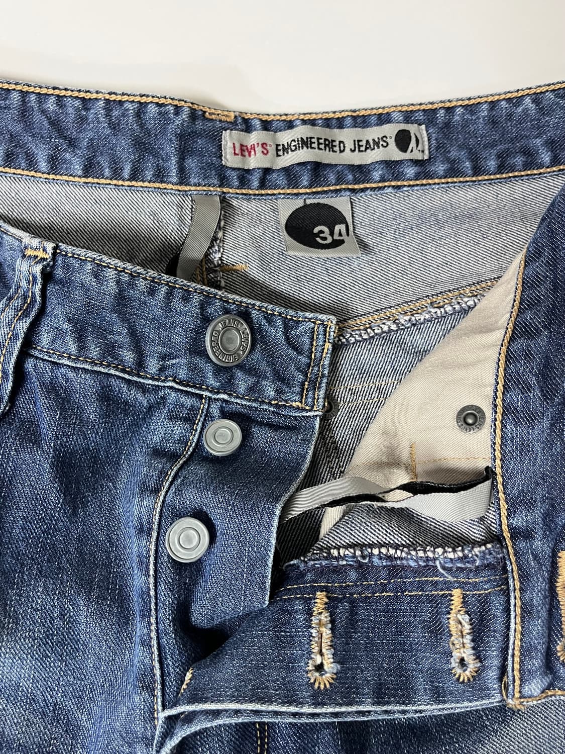 34) 리바이스 빈티지 1999 엔지니어드 워싱진 상품이미지5