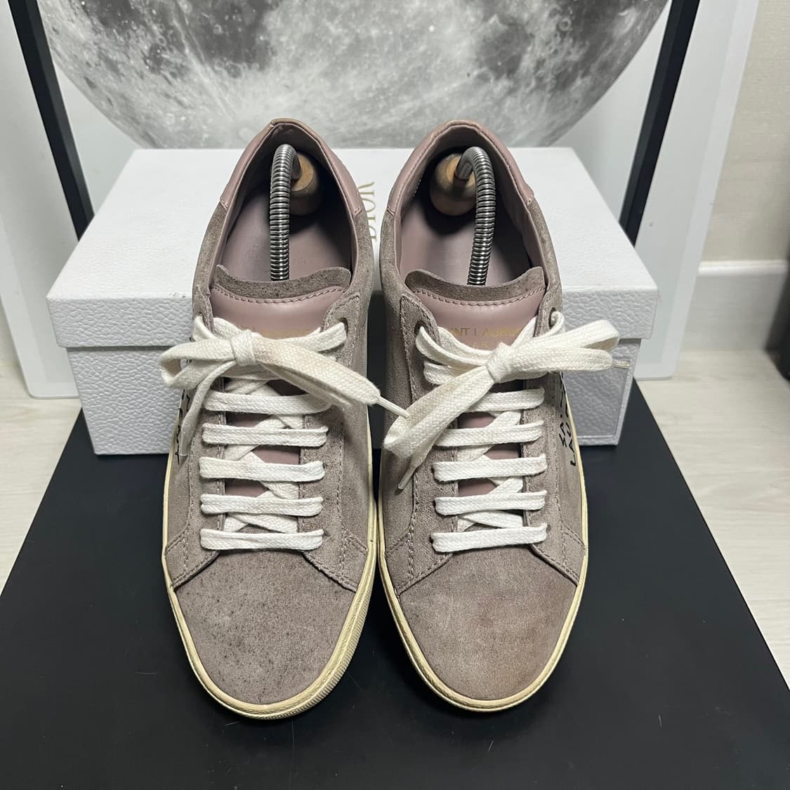 정품 39) 생로랑 로고 누벅 스니커즈 250~255 상품이미지3