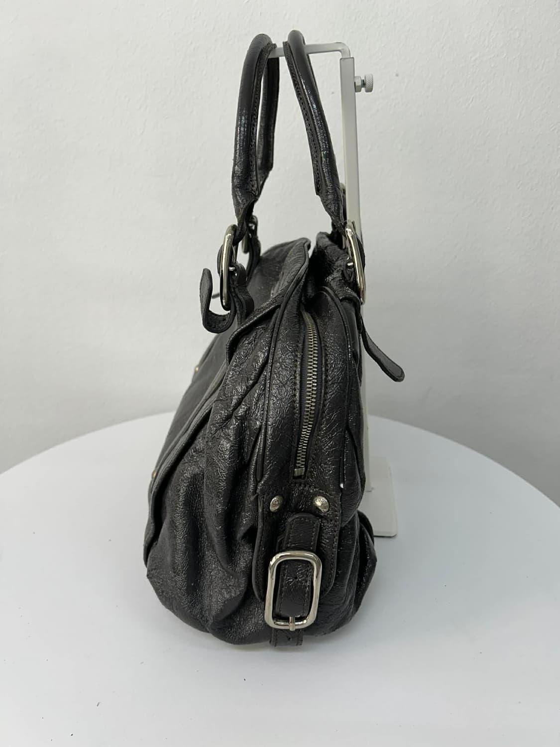 토즈 에나멜 가죽 보스톤 숄더 토트백 상품이미지2