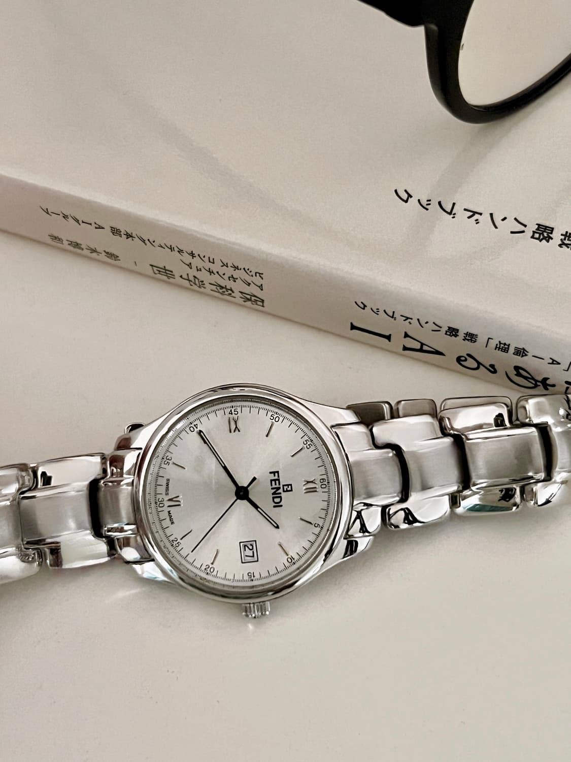 FENDI 실버 라운드 다이얼 펜디 남성 시계  상품이미지3