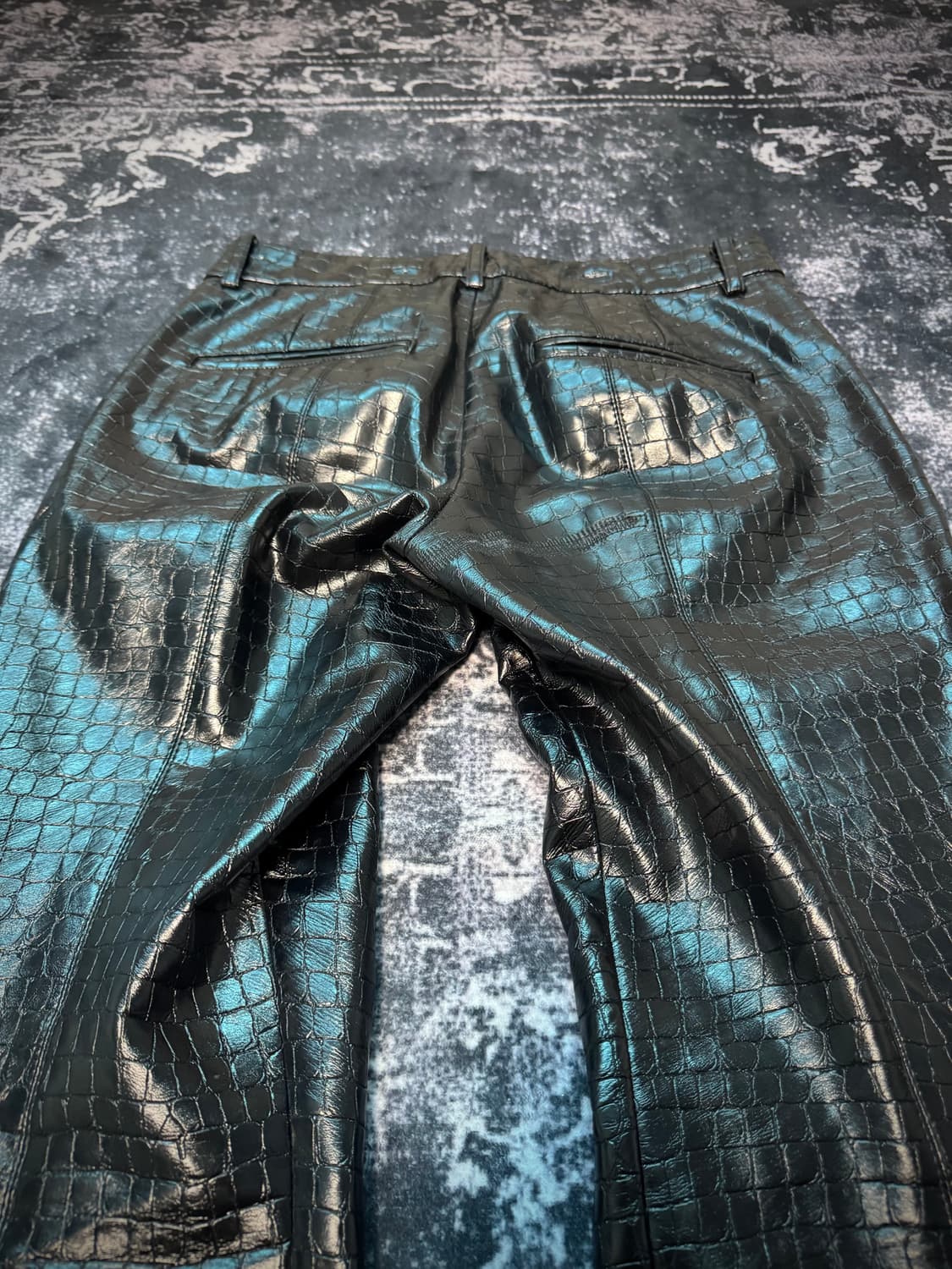 Zara Faux Leather Crocodile Embossed Pan 상품이미지4