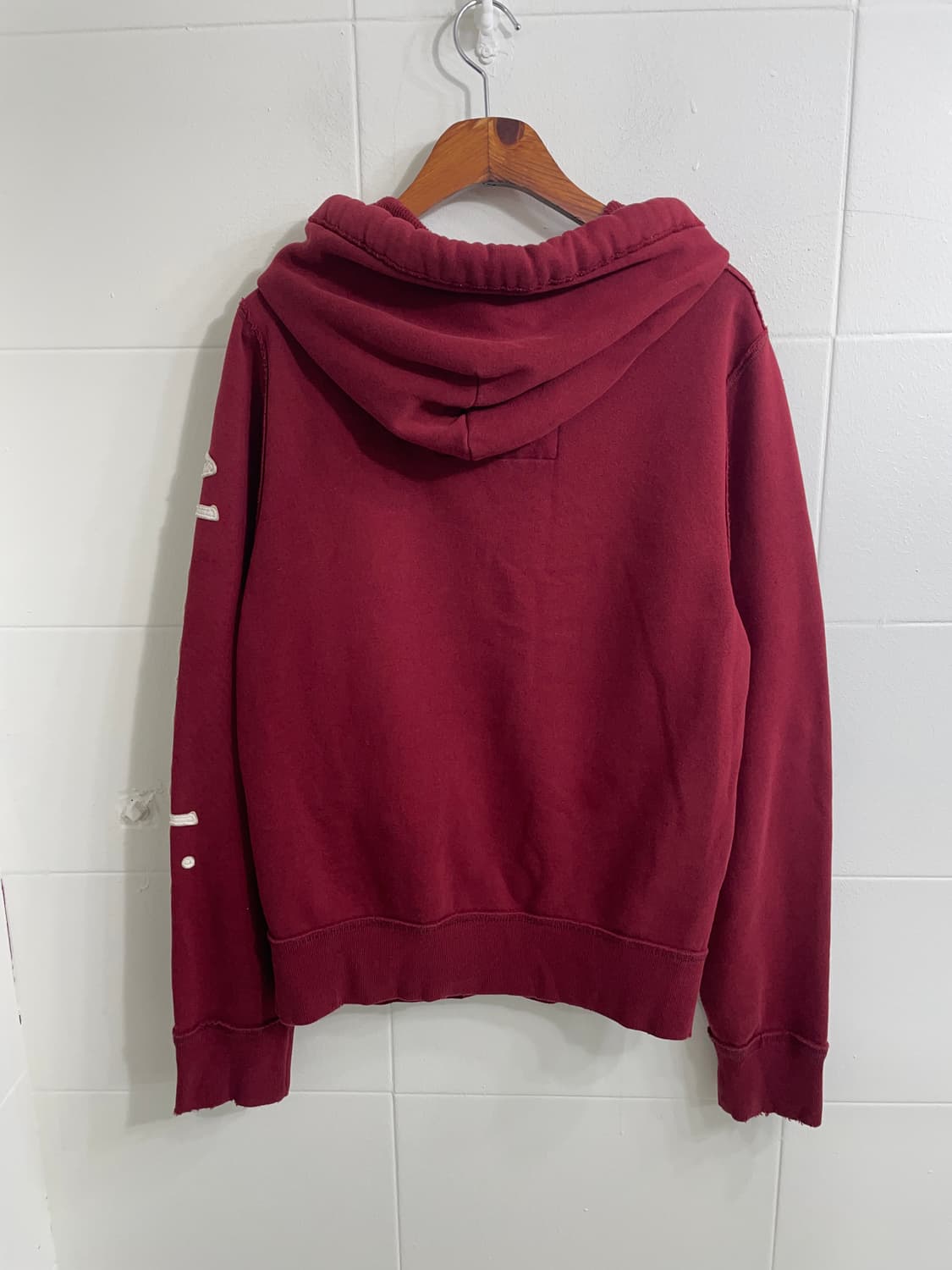 아베크롬비 딥 레드 레터링 후드티 상품이미지6