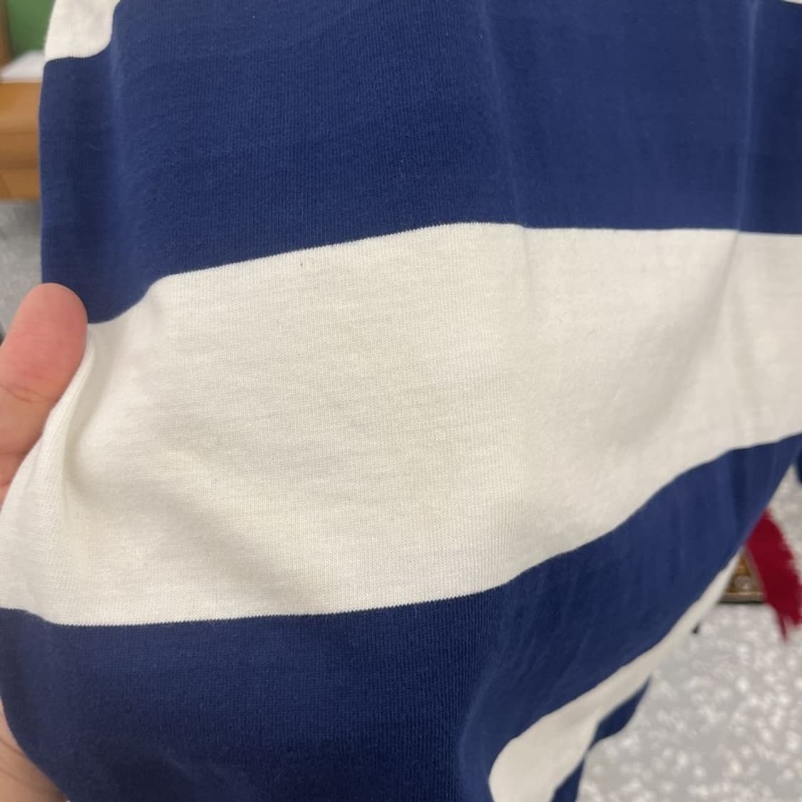 OIOI 오아이오아이 캐주얼 자수로고 긴팔카라티 100 C05421 상품이미지7