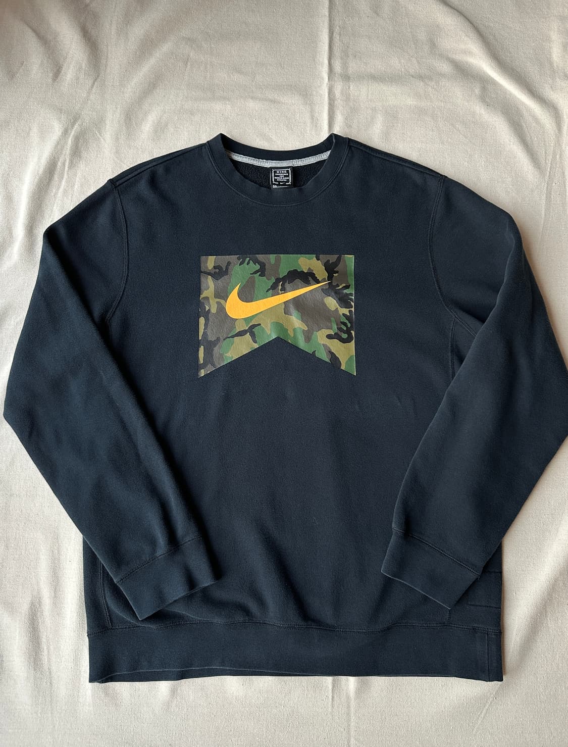 나이키 우드랜드 카모 스웻셔츠 2XL 상품이미지1