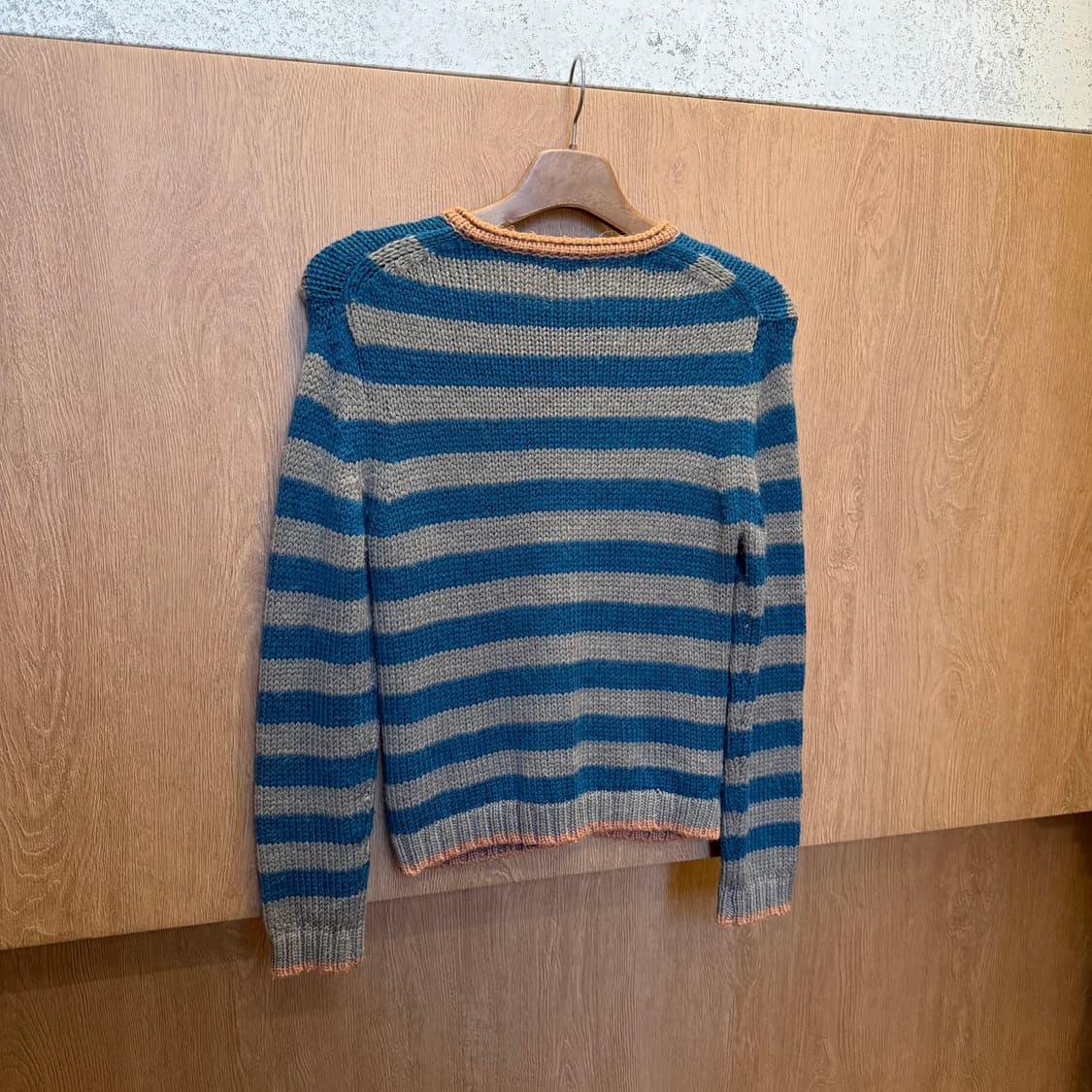 빈티지 라운드넥 스트라이프 니트 집업 가디건 레귤러핏 블루 그레이 상품이미지2