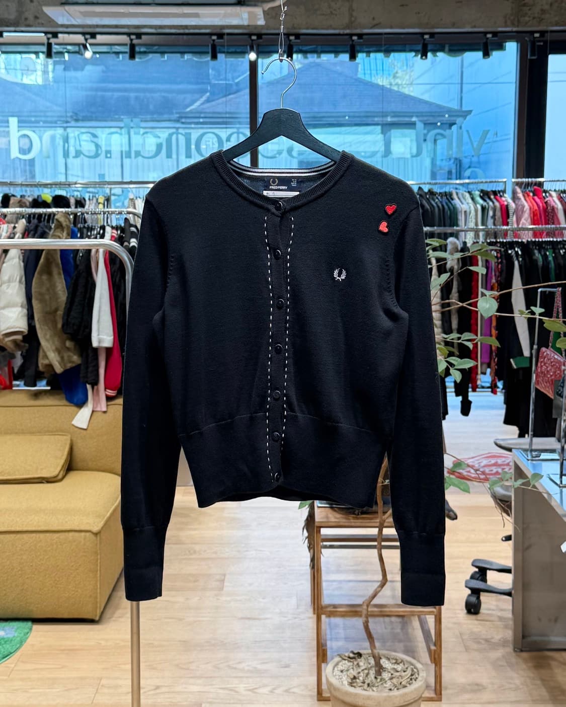 프레드페리 x 에이미 와인하우스 블랙 버튼 가디건  상품이미지1
