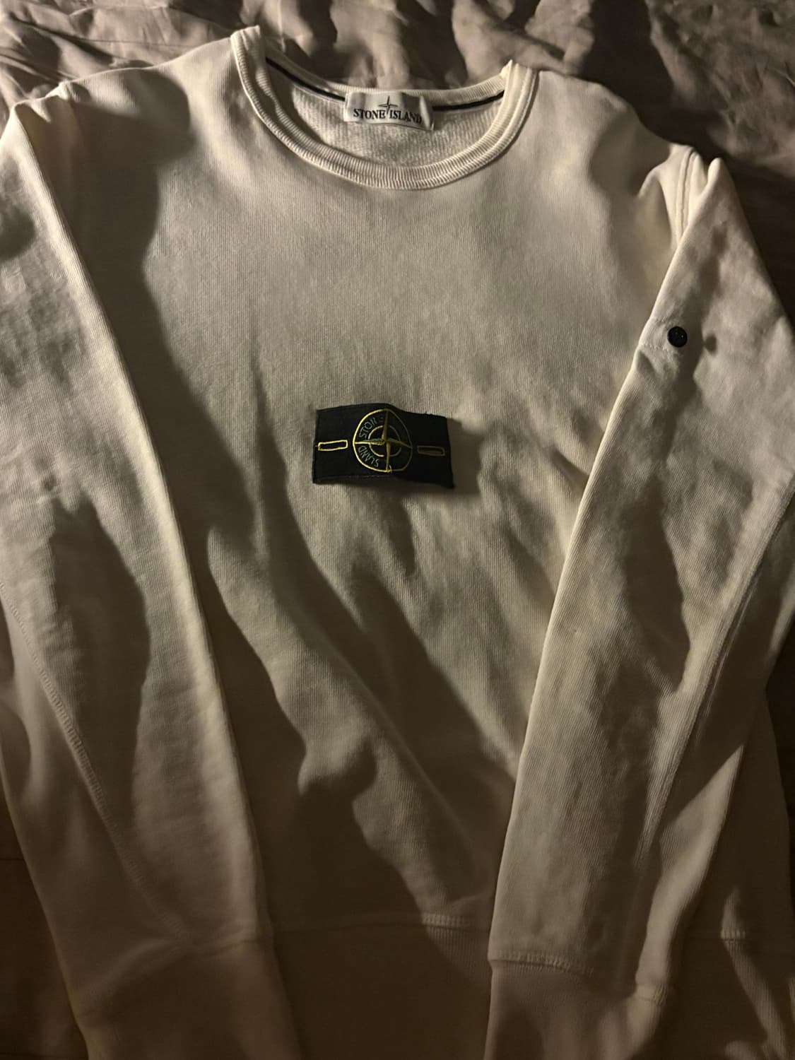 스톤아일랜드 맨투맨 판매 상품이미지2