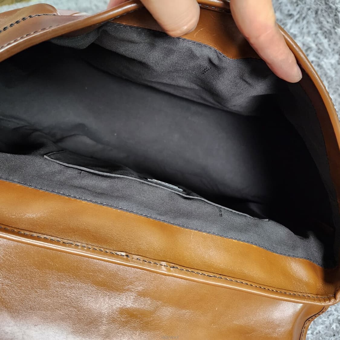 펜디 빅숄더백 상품이미지8