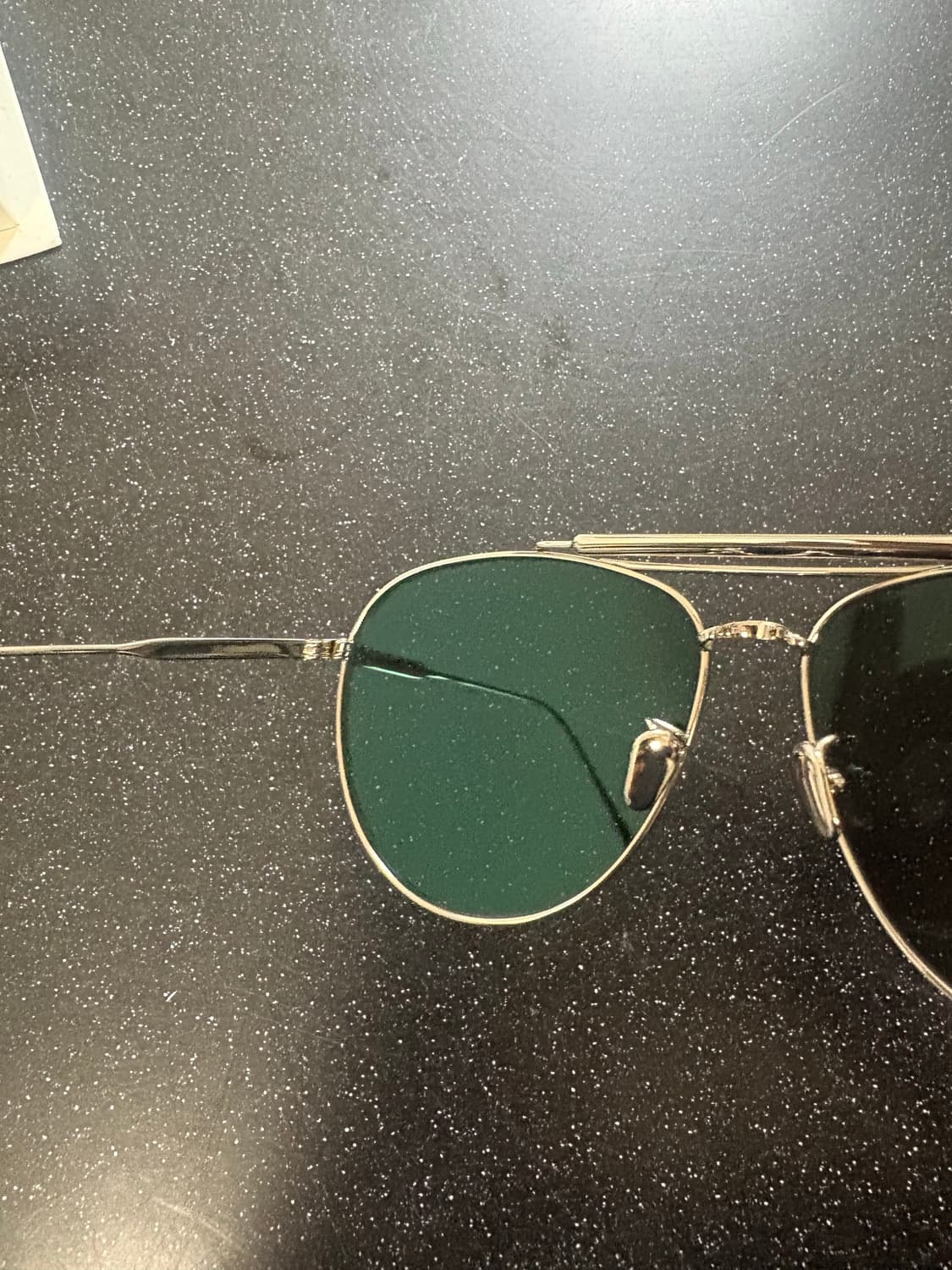 젠틀몬스터 미오미오02 지디 선글라스 풀박스  상품이미지4