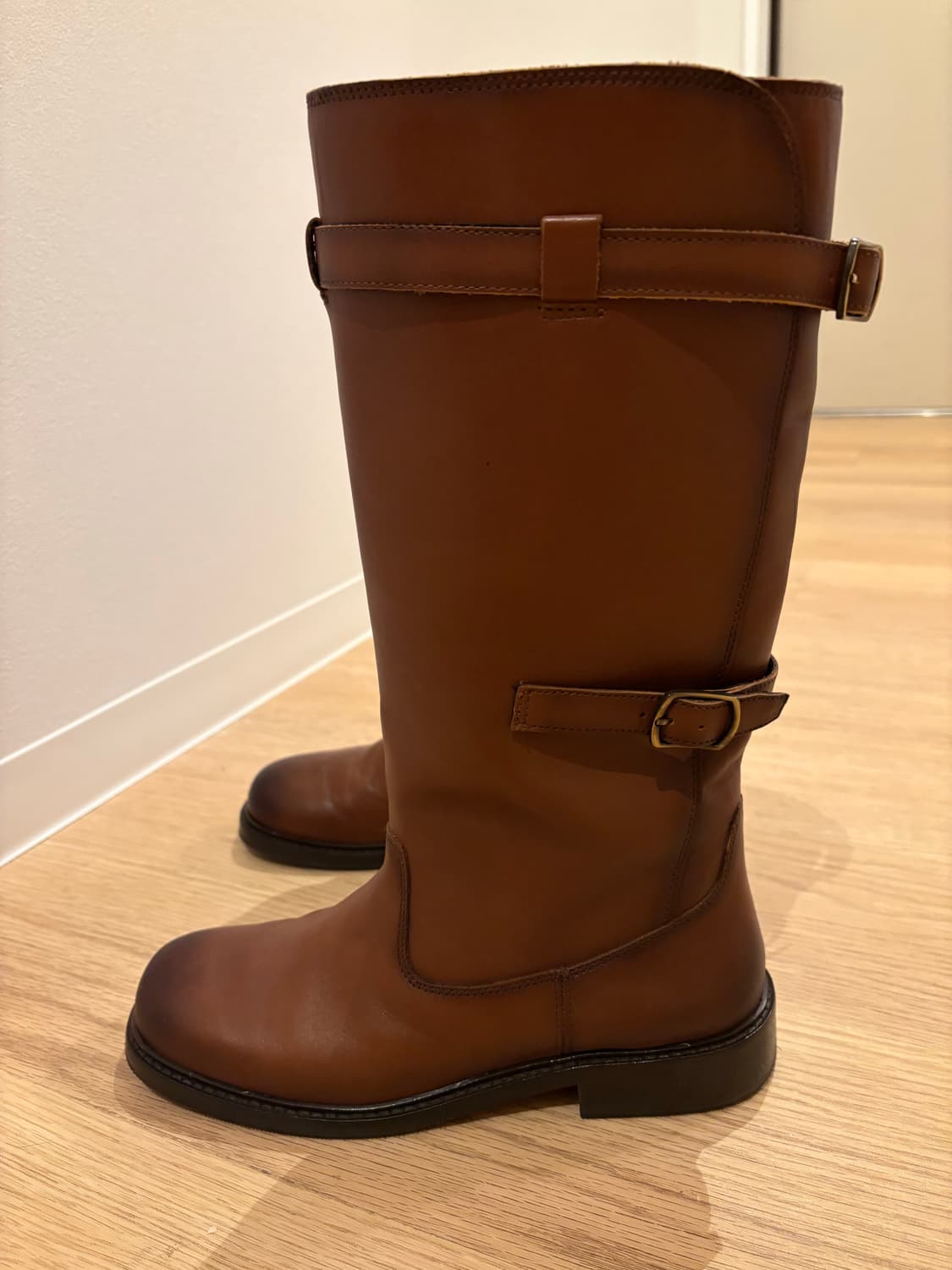 ZARA 자라 버클 디테일 한정판 소가죽 부츠 상품이미지3