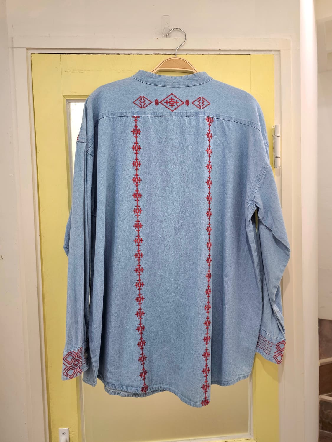 India 헨리넥 자수 데님셔츠 상품이미지4