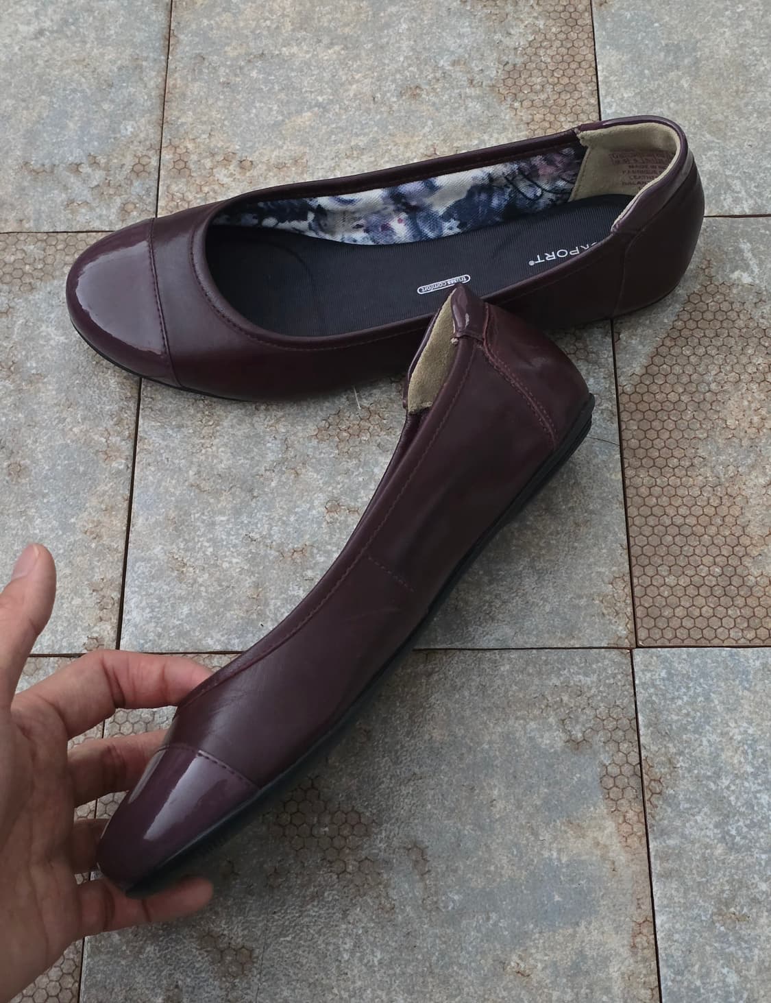 (255)락포트 레베카 캡 토 플랫 슈즈 상품이미지5