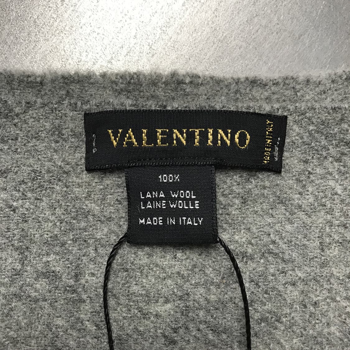 발렌티노 머플러 그레이 상품이미지4