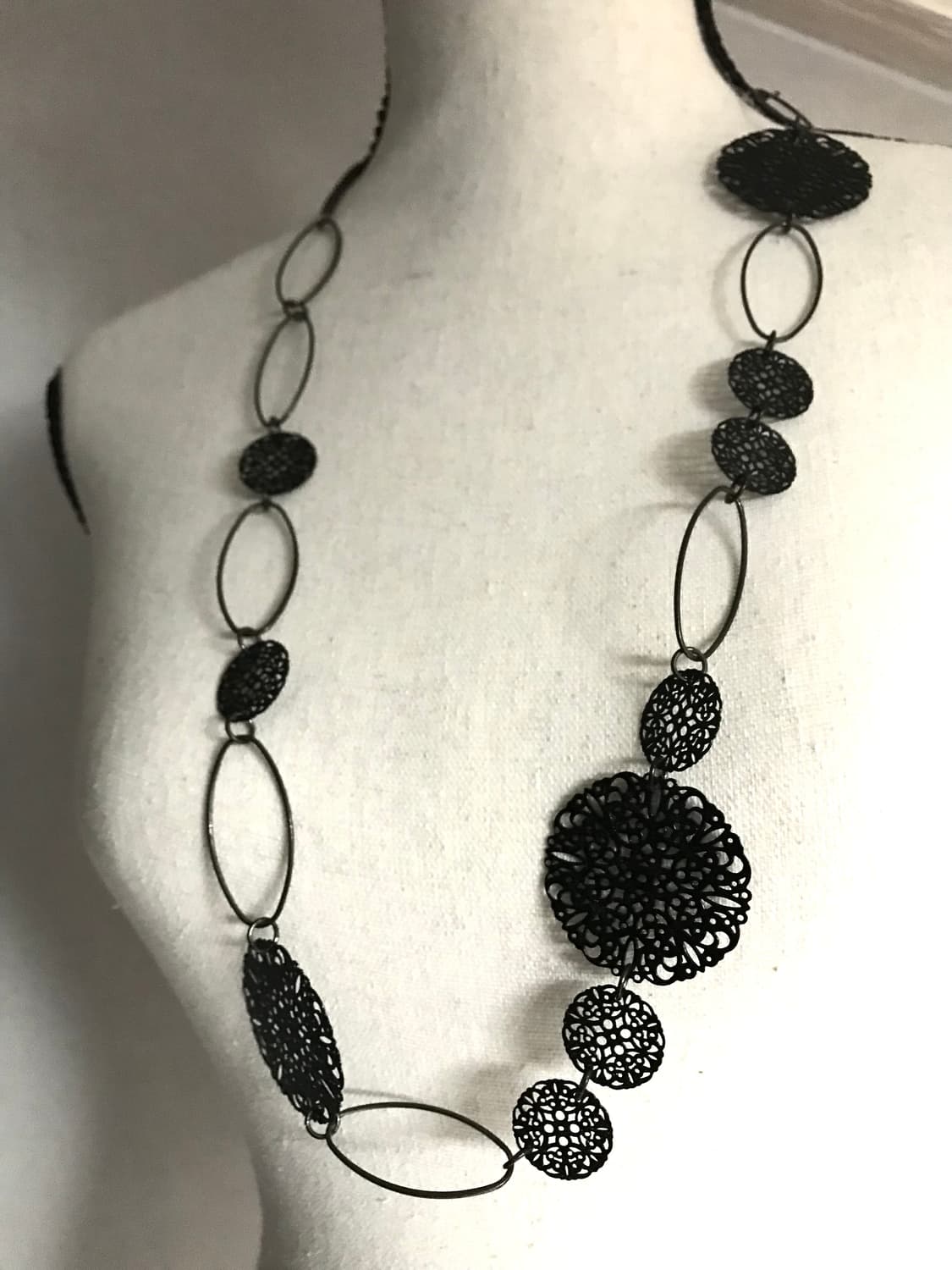 Vintage Black Lace-Pattern Necklace  상품이미지2