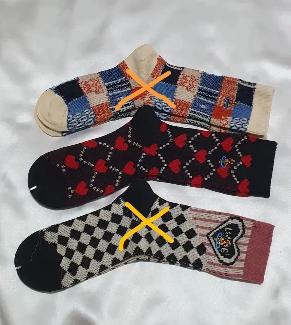크림베이지 블랙 레드브라운 핑크 하트 러브 체크 비비안웨스트우드 양말 상품이미지7
