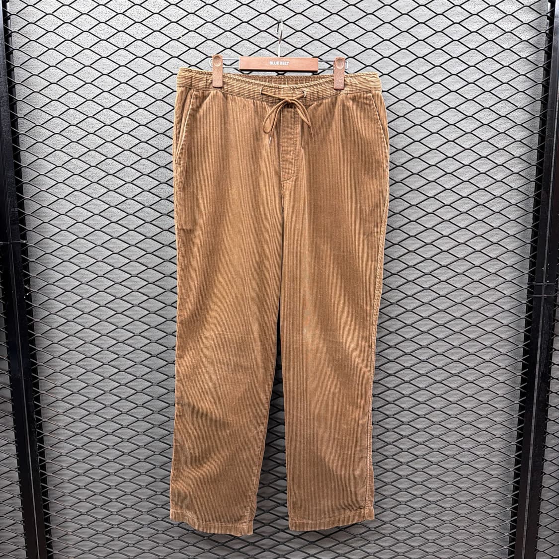 에드윈 코듀로이 이지 팬츠 밴딩 스트링 레드탭 디테일 브라운 상품이미지2