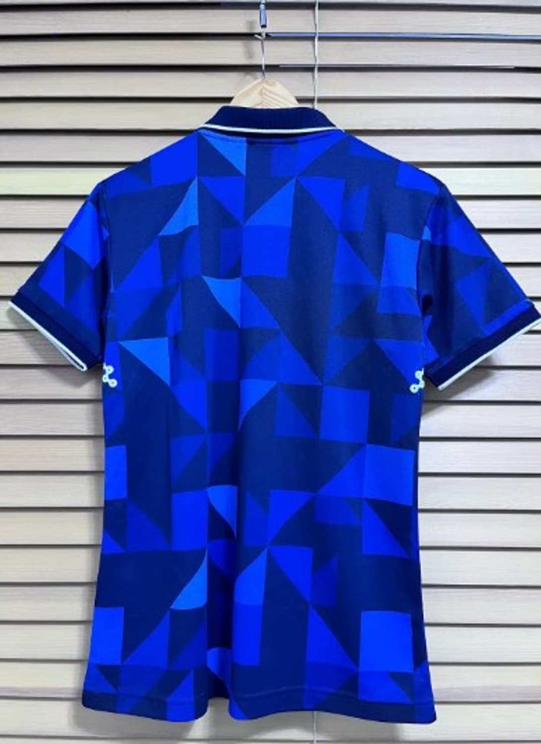 데상트 남성 블루패턴PK반팔티셔츠 95사이즈 상품이미지3
