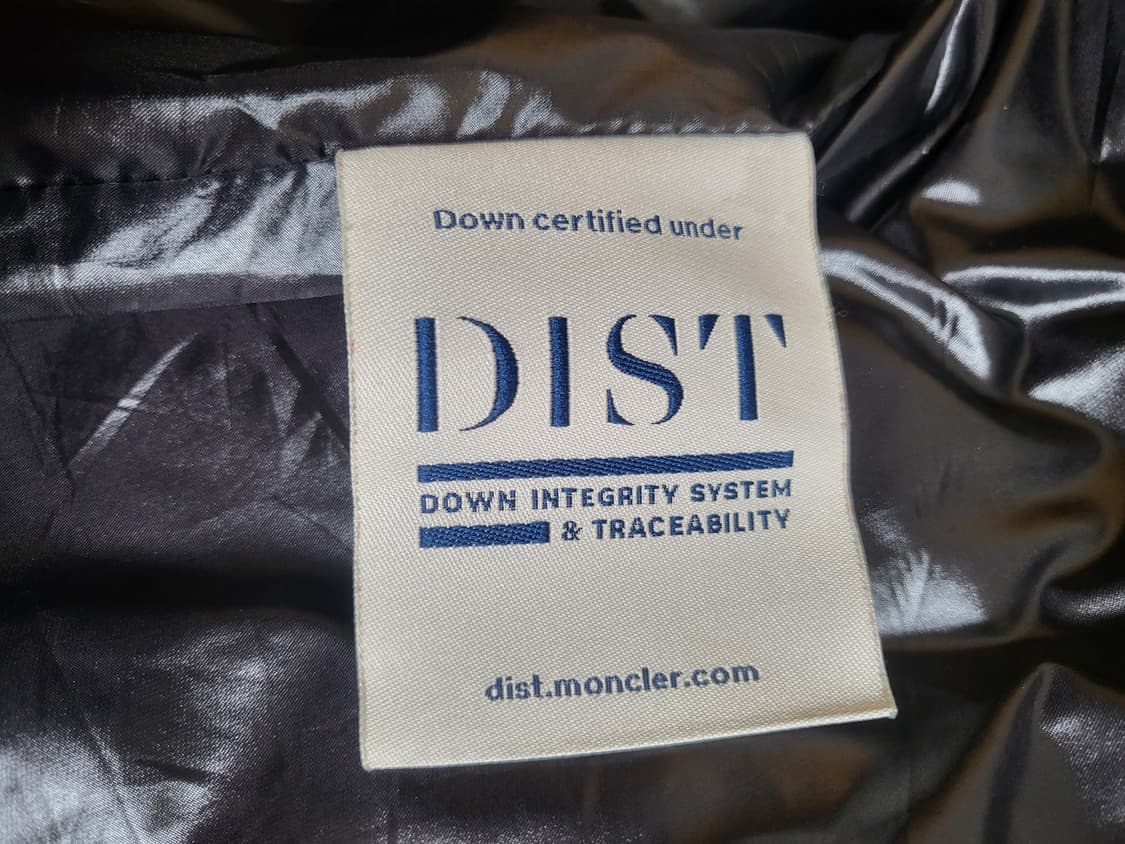 [정품]몽클레어 빅로고 블랙와팬 유광패딩 상품이미지7