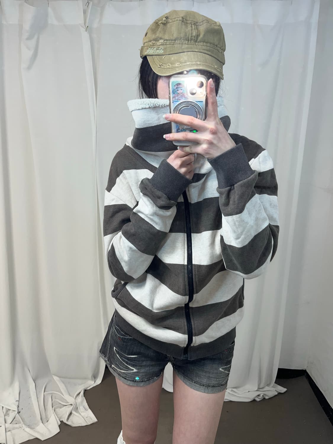 니혼진 스트라이프 하이넥 집업 상품이미지1