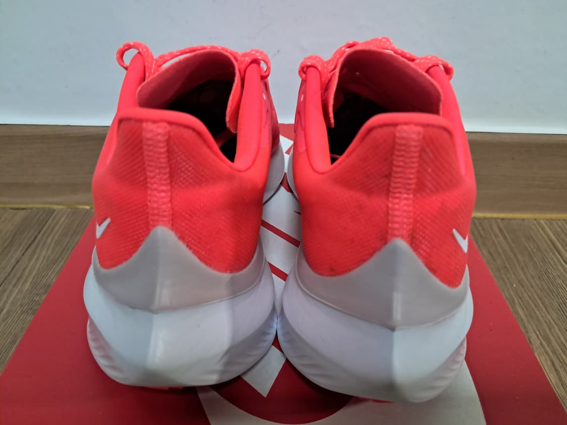 나이키 줌 런닝화 225 상품이미지3