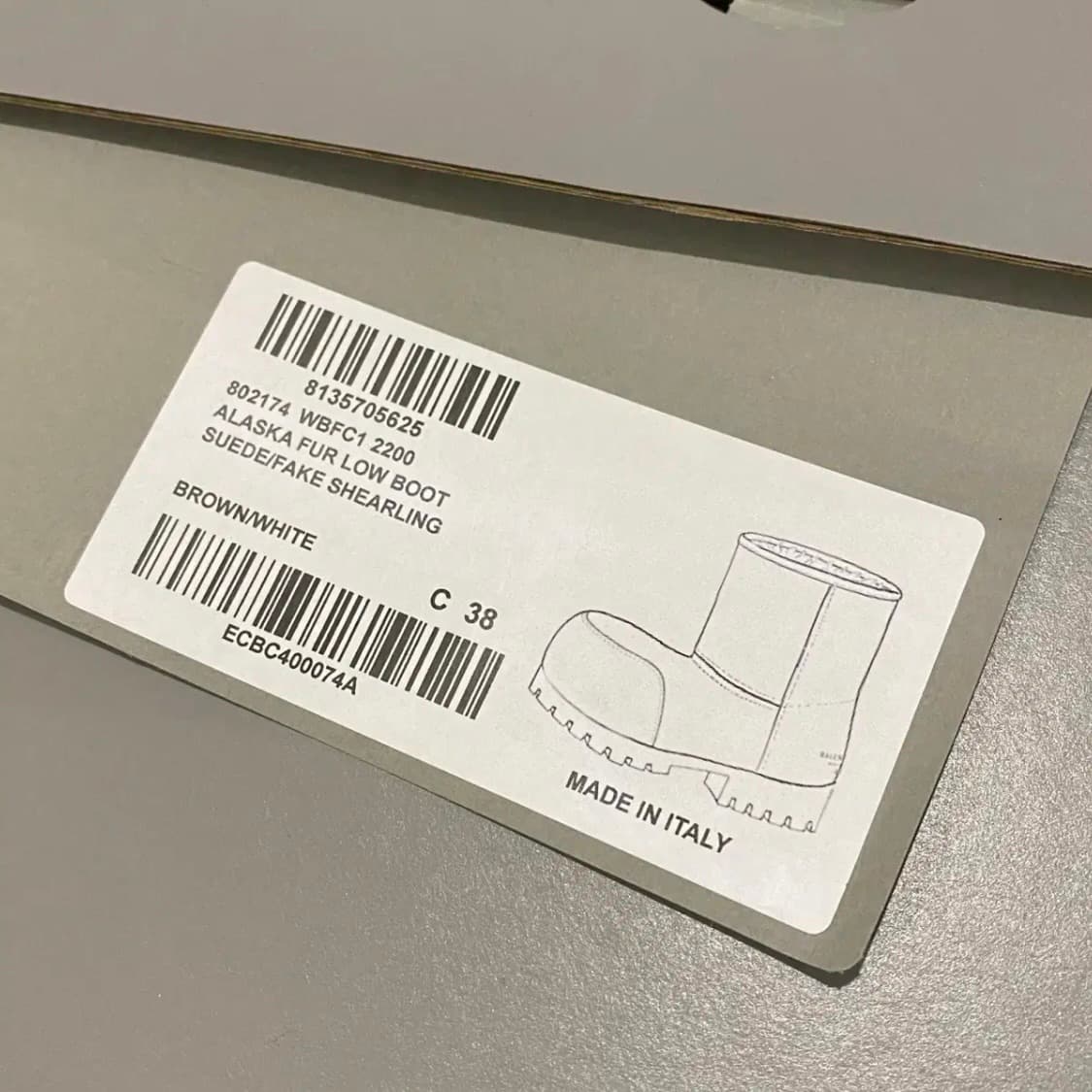 발렌시아가 알래스카 퍼 로우 부츠 상품이미지2