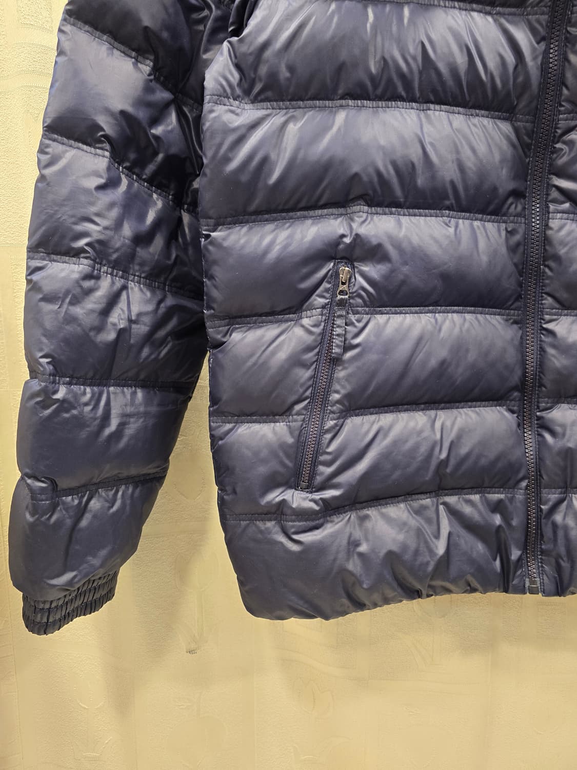 아디다스 올드스쿨 남성 구스다운 경량패딩 105 네이비 상품이미지4