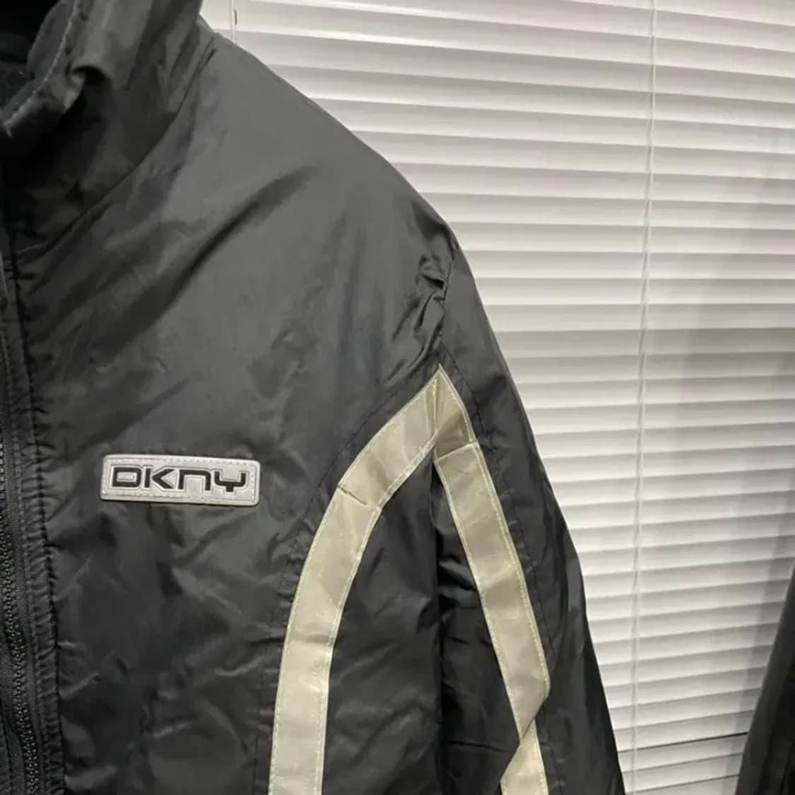 DKNY 패딩 상품이미지5