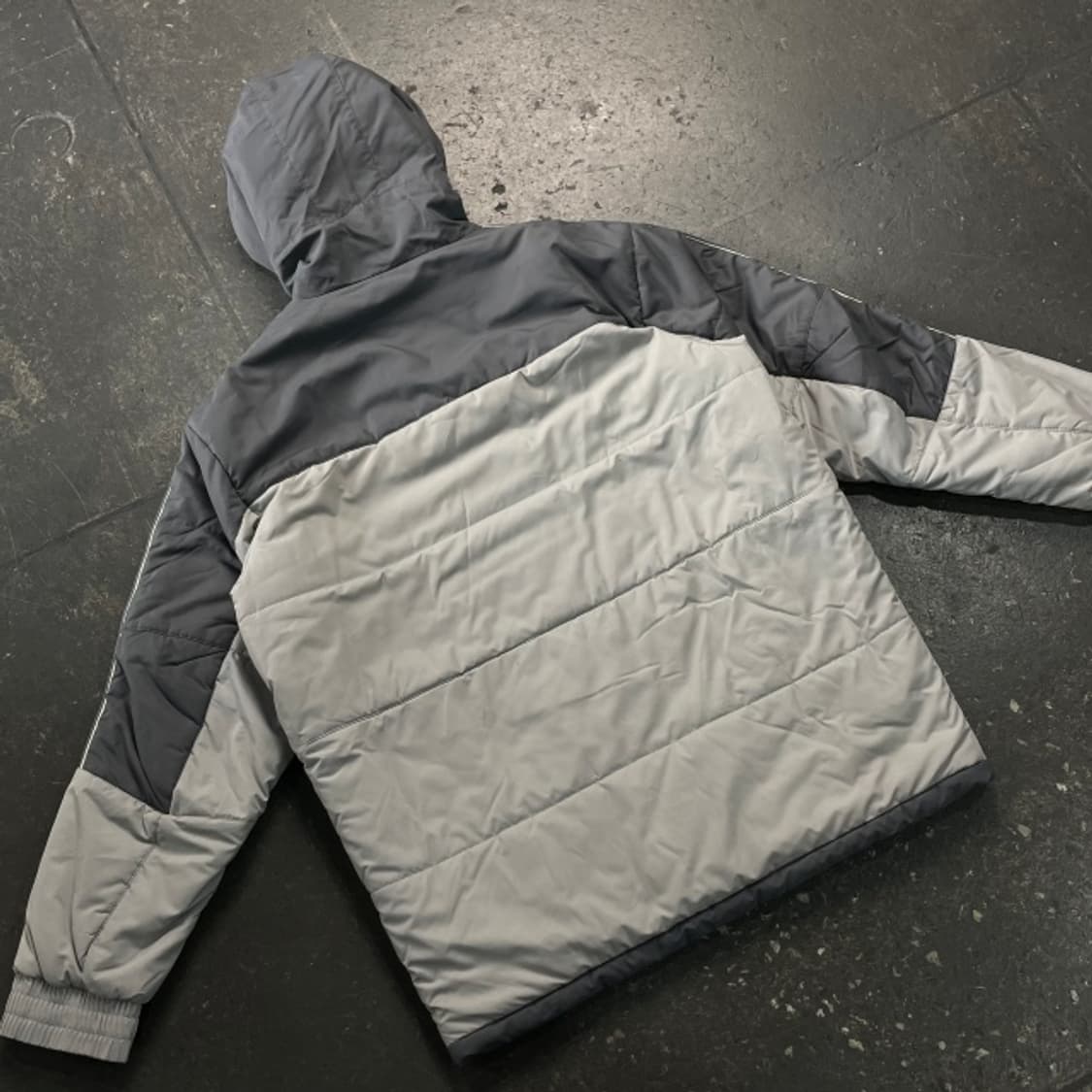 105 나이키 올드스쿨 경량 패딩 상품이미지5