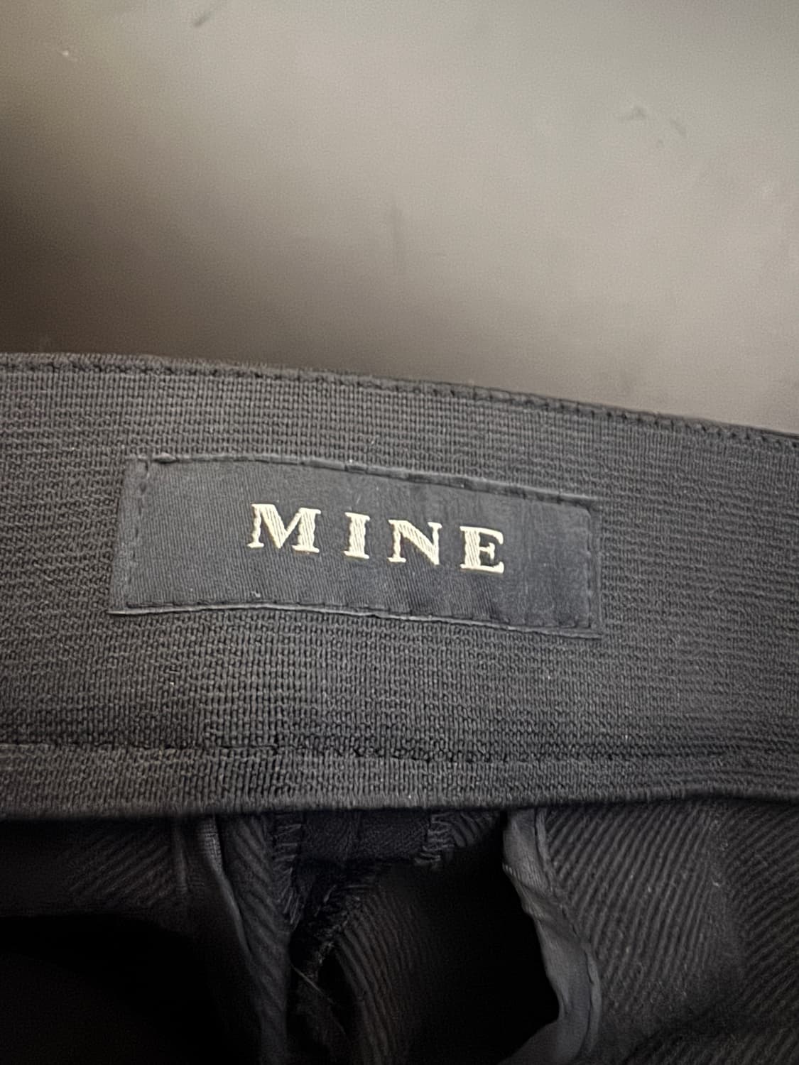 여성 한섬 마인 옆 지퍼 이태리 나일론 밴딩 면바지 블랙 상품이미지3