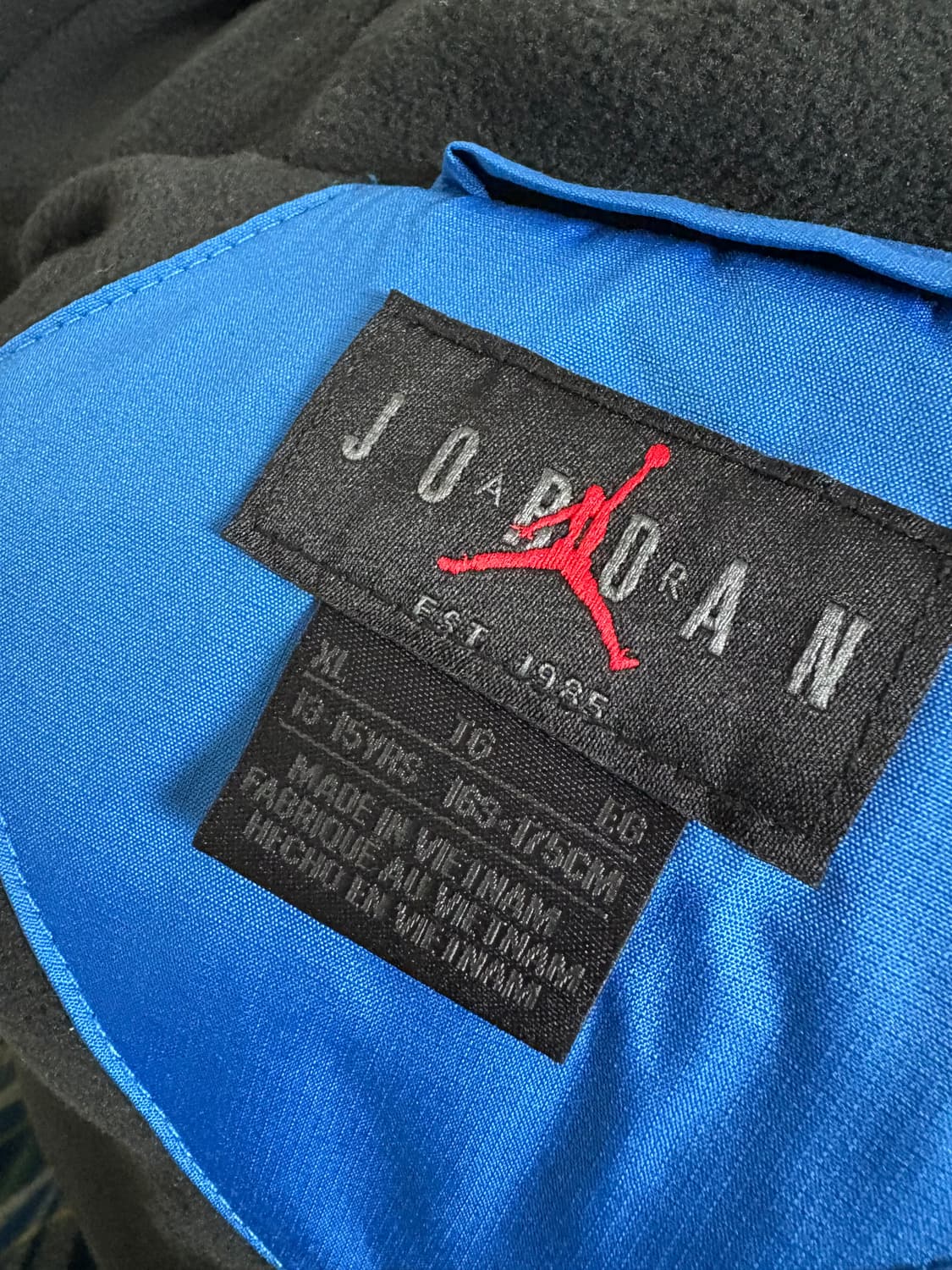 나이키 조던 키즈 주니어 에센셜 패딩 IO2559-424 상품이미지3