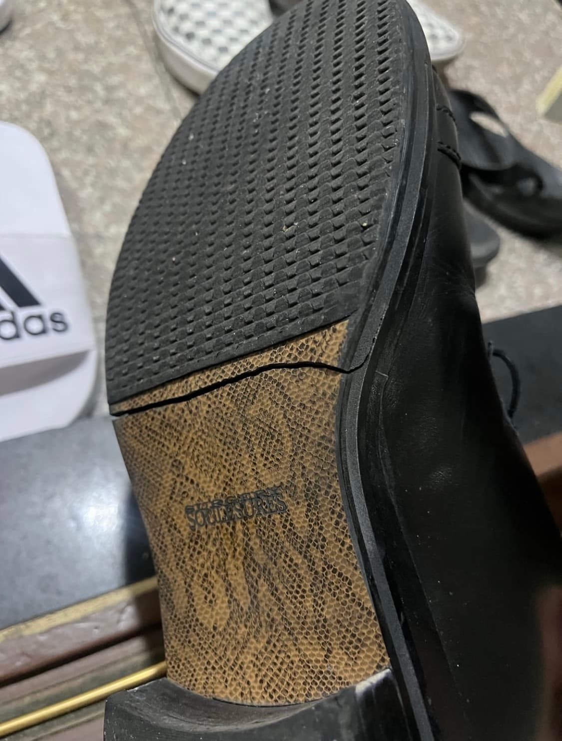 쏘유레슈어 써저리 콜라보 더비 슈즈 270 사이즈 신발 상품이미지4