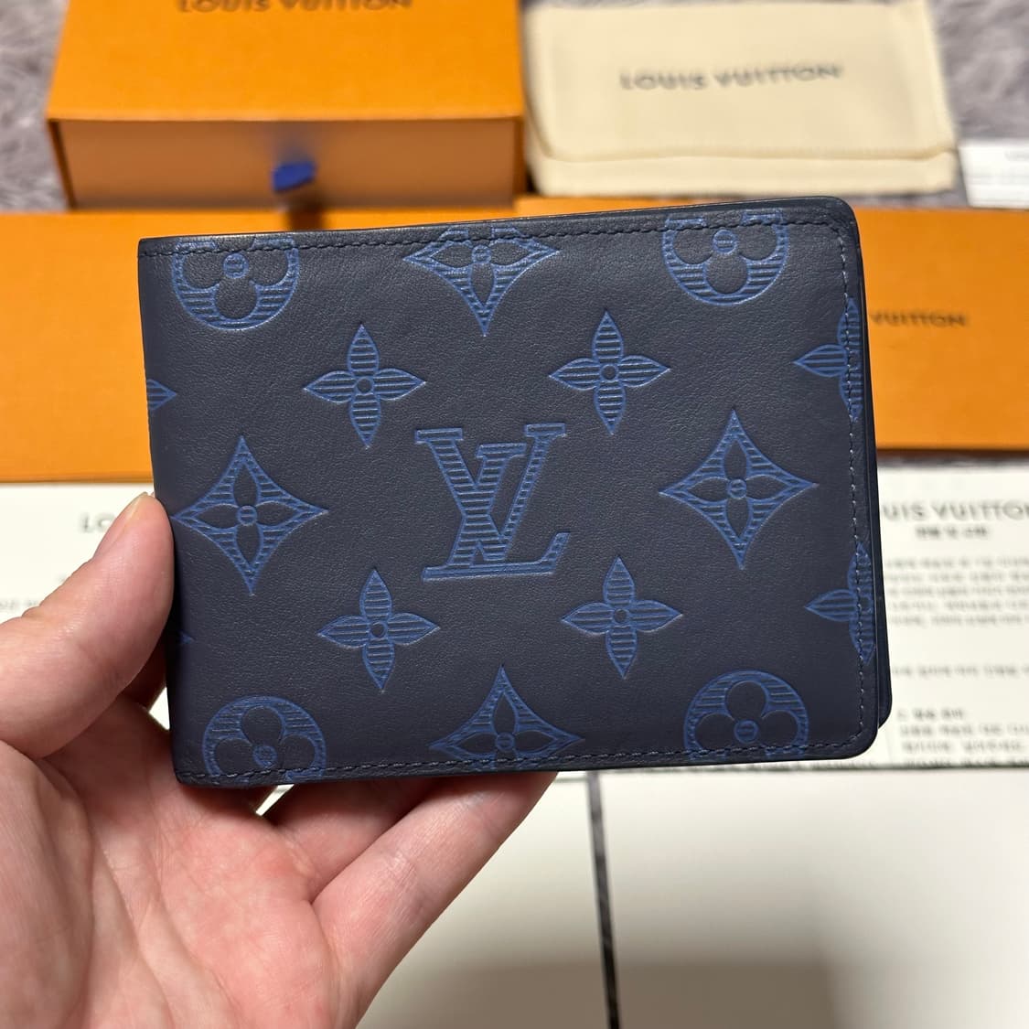 [풀구성] 루이비통 이클립스 쉐도우 멀티플 월릿 반지갑 네이비 상품이미지1