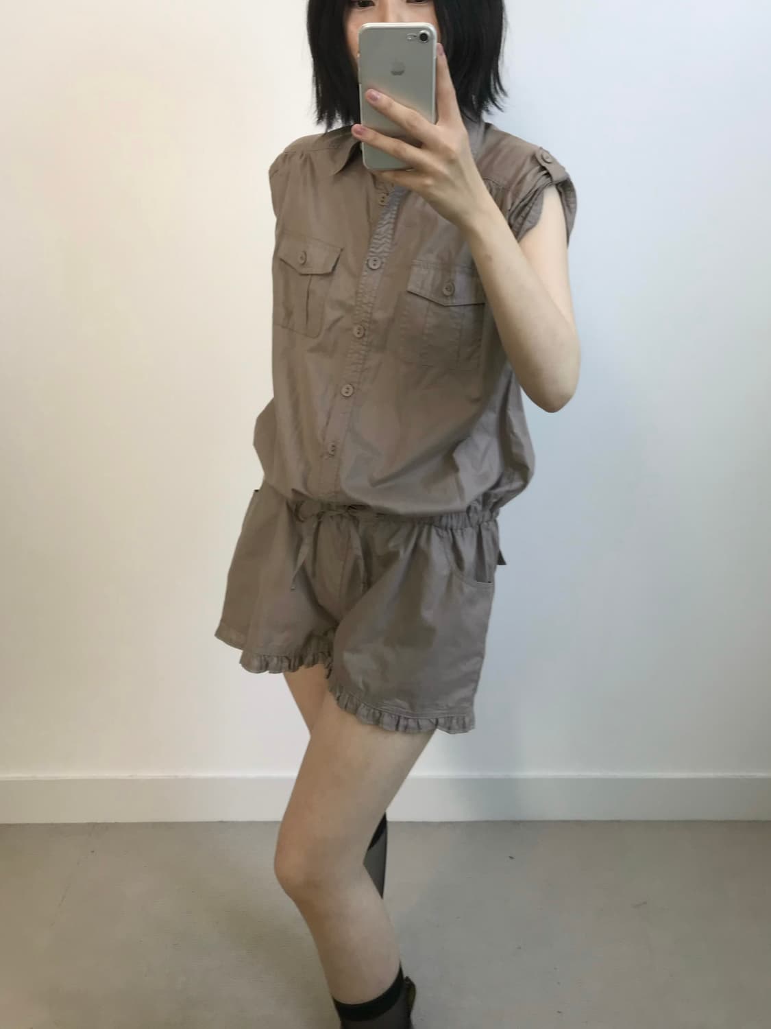 카고 프릴 점프 수트 상품이미지2