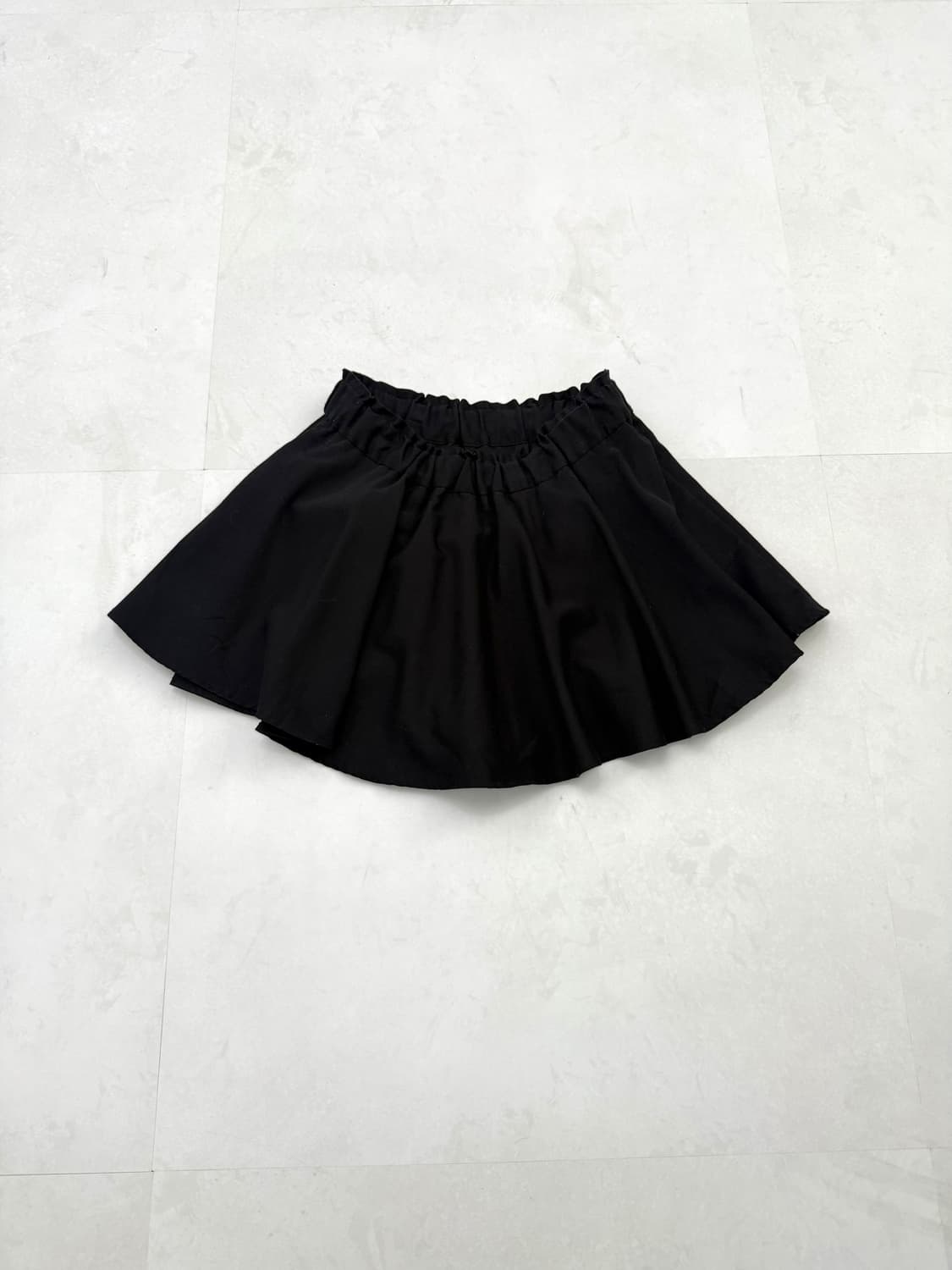 블랙 플리츠 미니 스커트  상품이미지3