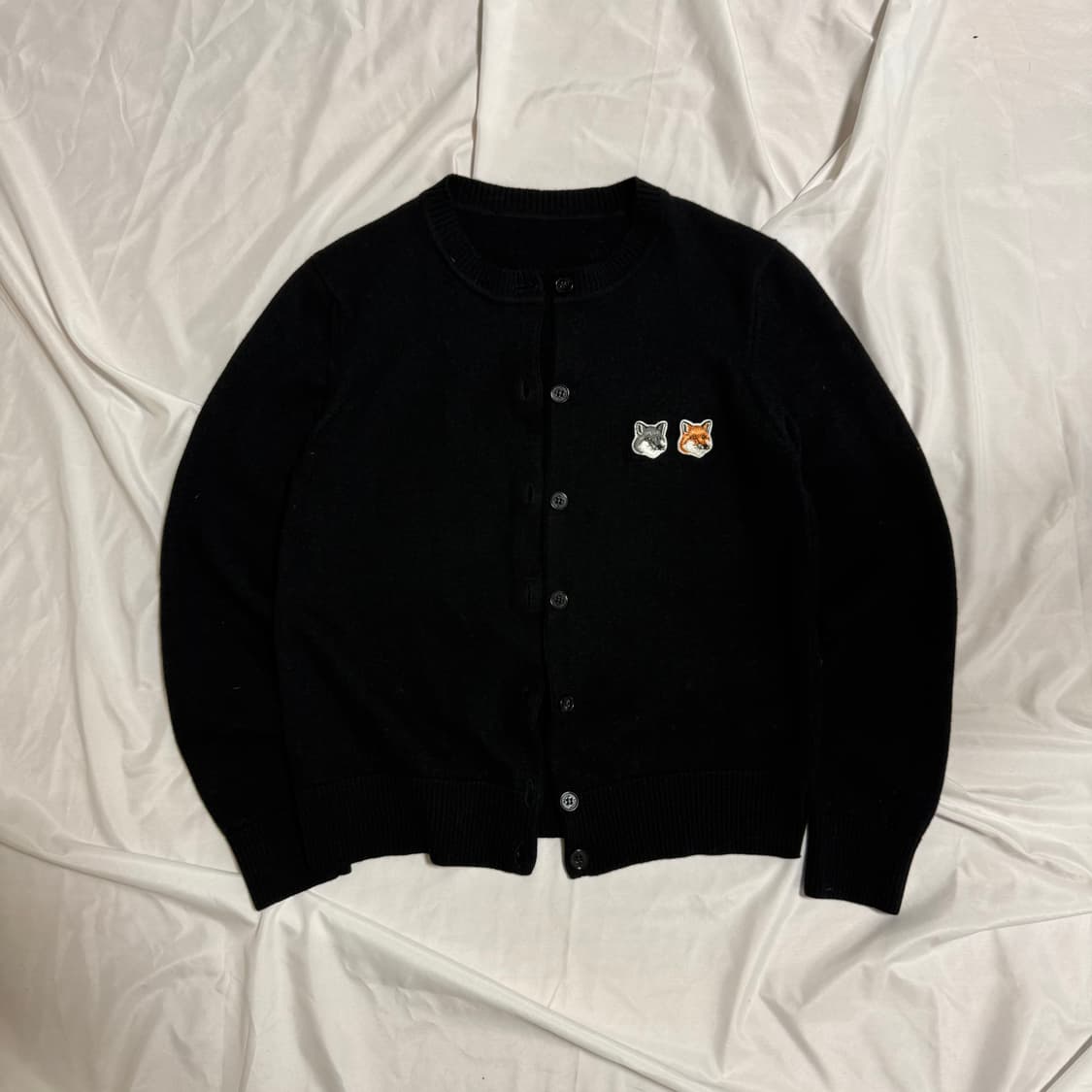 [XS] 메종키츠네 여성 더블 폭스 헤드 패치 가디건 상품이미지1