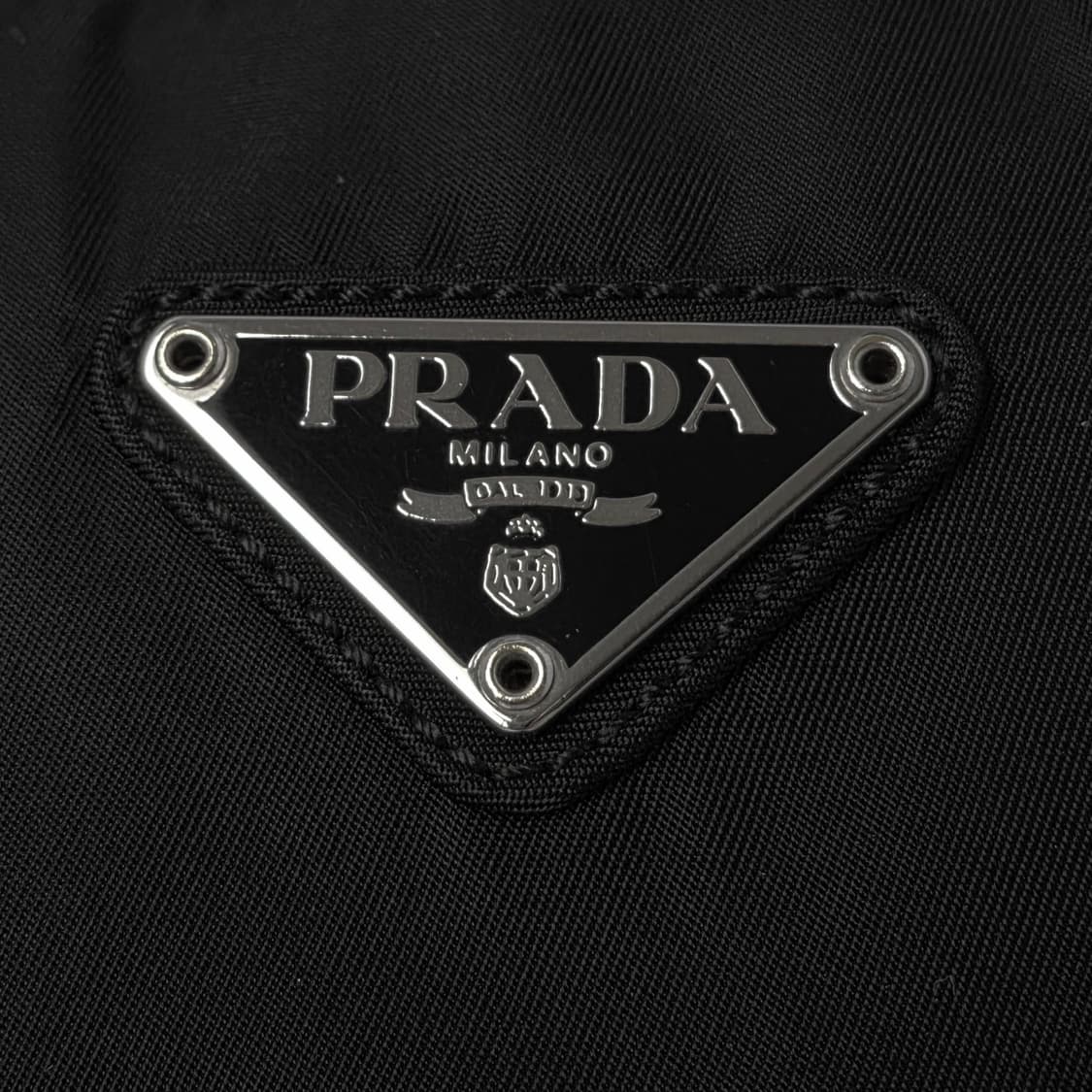 [정품 PRADA] 프라다 포코노 나일론 토트백 스몰 상품이미지2