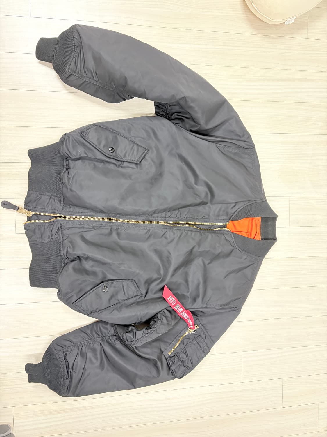 알파인더스트리 MA-1 블랙 플라이트 자켓 상품이미지2