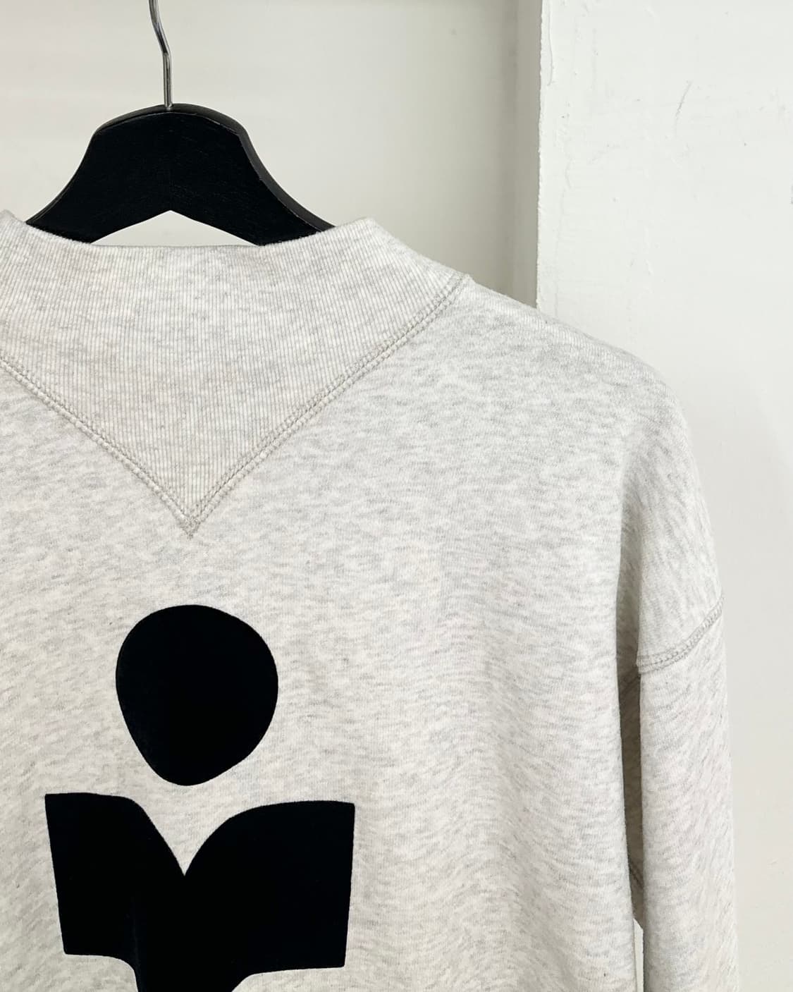 이자벨 마랑 아이보리 모비 로고 스웨트셔츠 상품이미지4