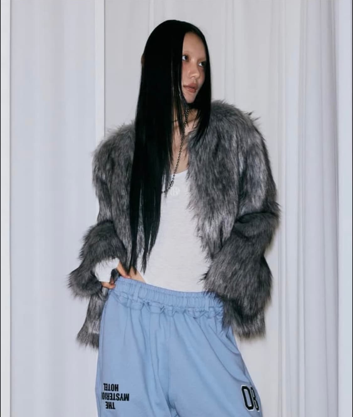 구해요 ㅠㅠㅠㅠ)))더미스테리어스호텔 city fur gray 상품이미지1