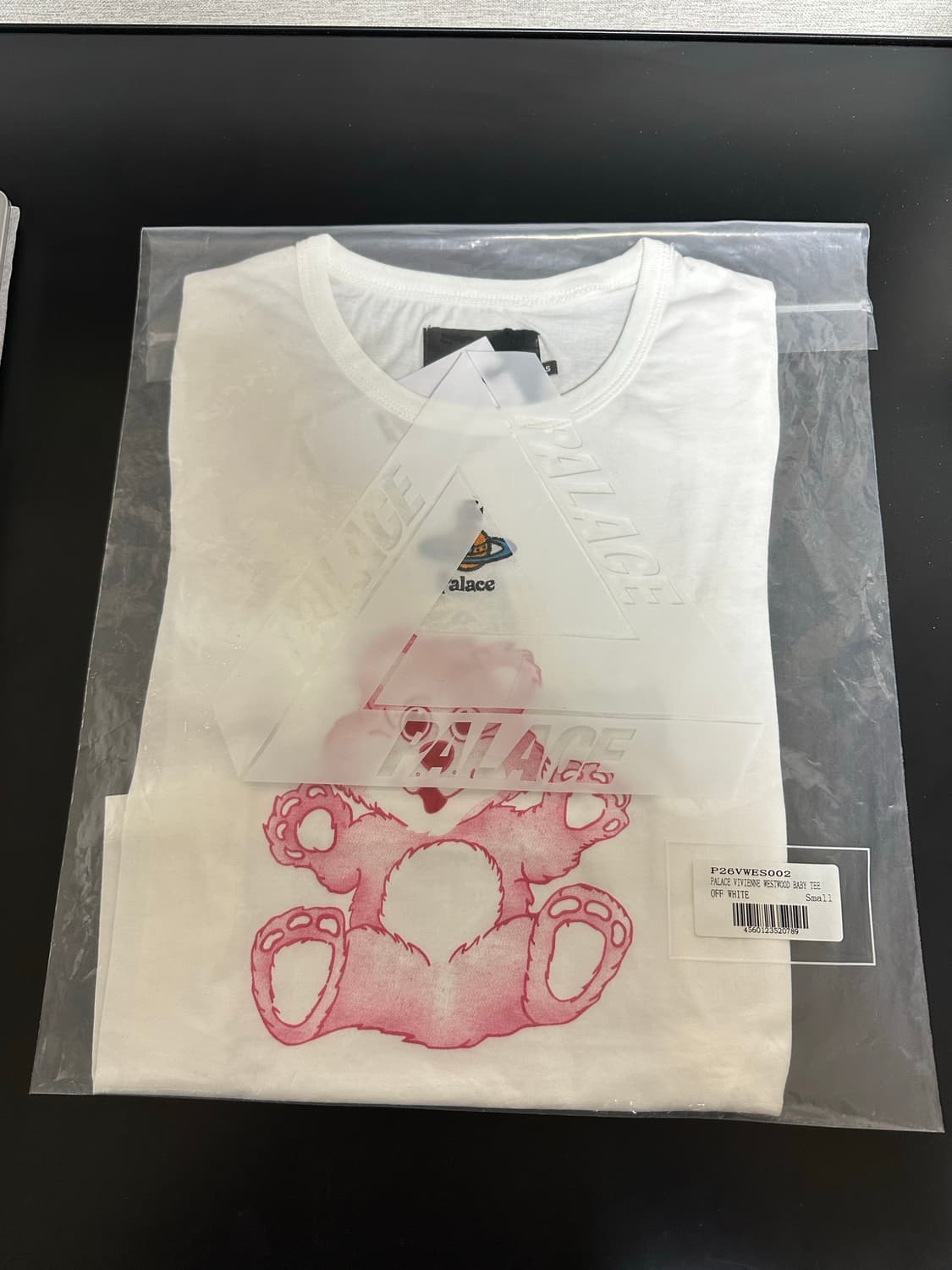 팔라스 x 비비안 웨스트우드 베이비 티셔츠 오프 화이트 상품이미지2
