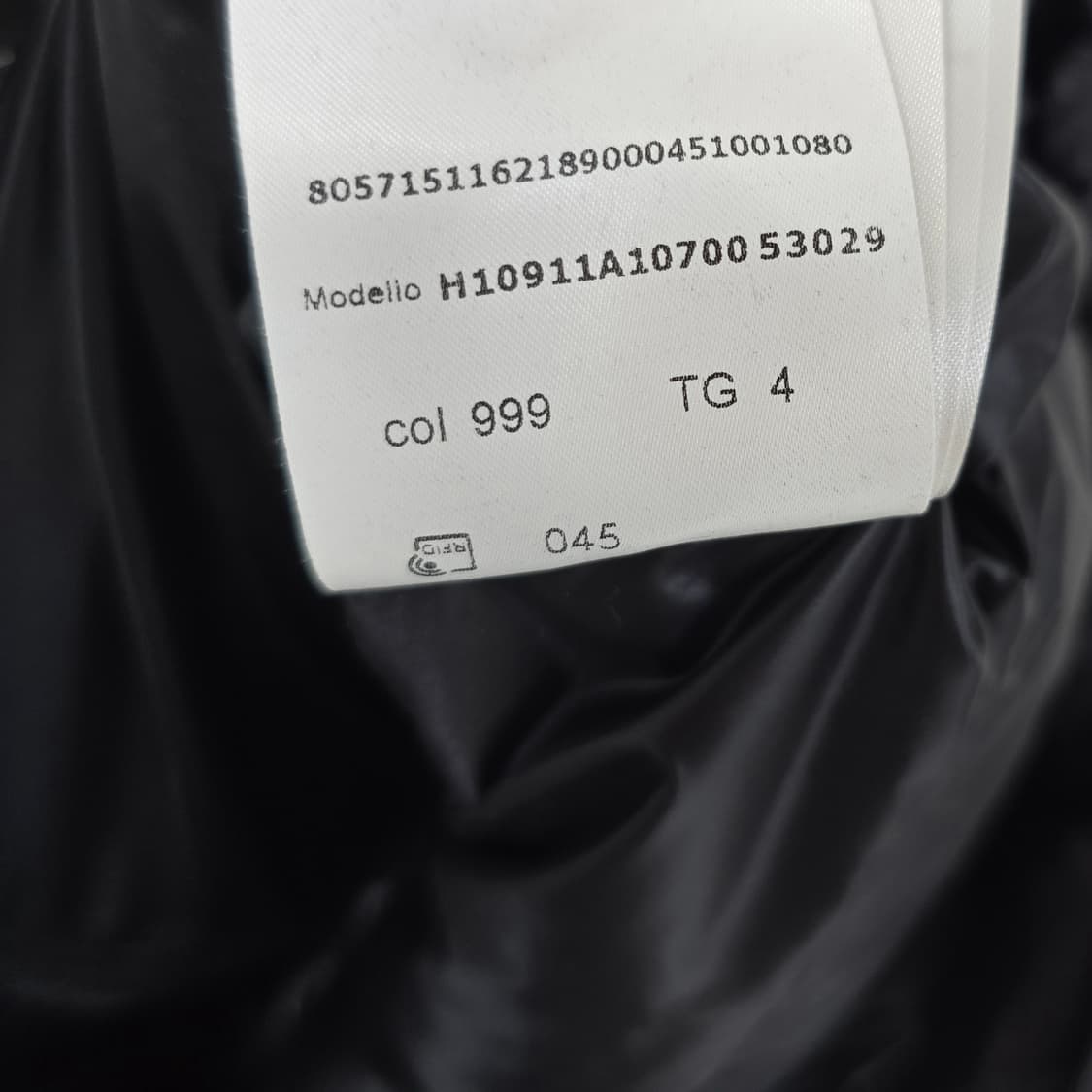 몽클레어 패딩 조끼 블랙 4사이즈 105 판매 상품이미지4