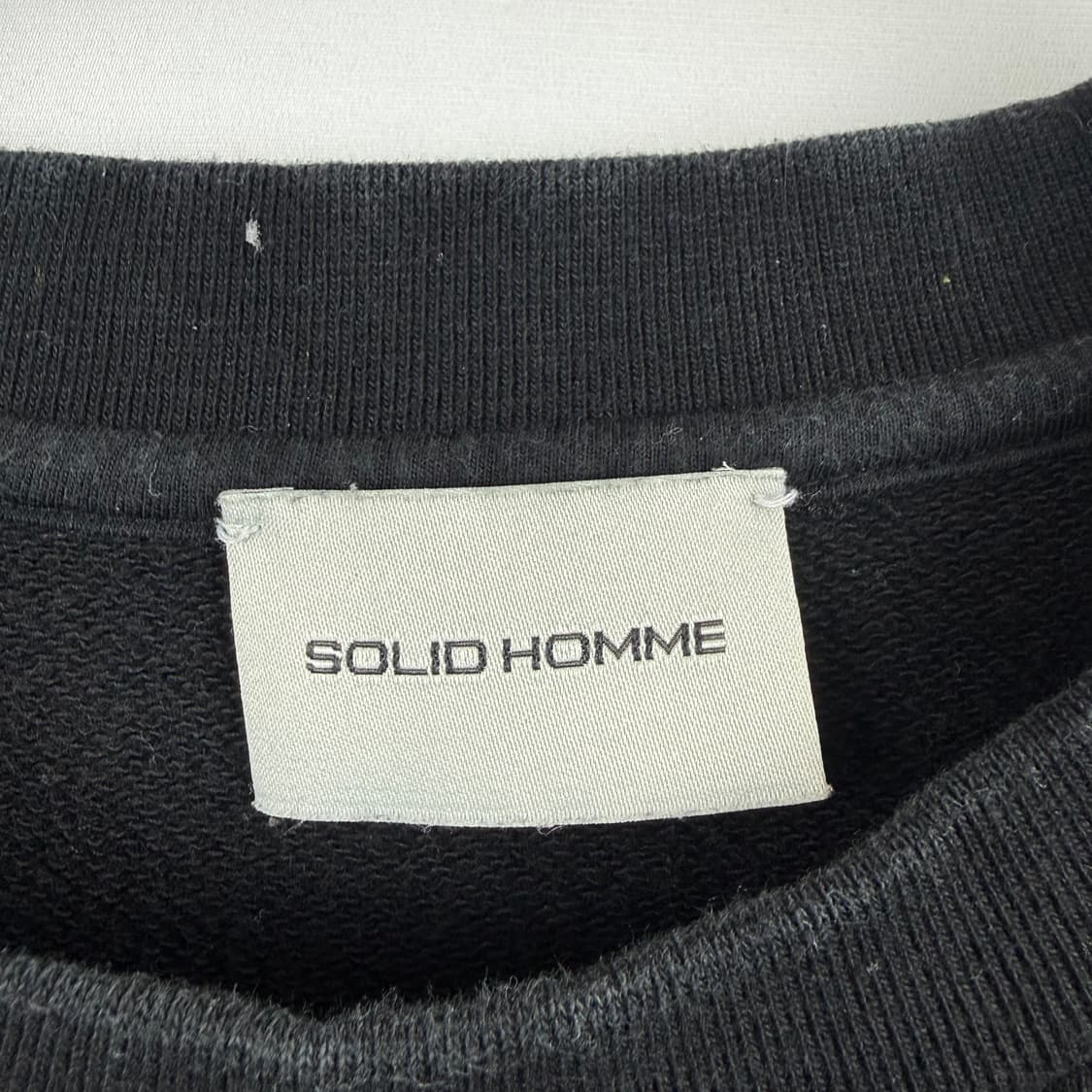 (110) 솔리드옴므 LOVE 백로고헤비웨이트 맨투맨 블랙 상품이미지3