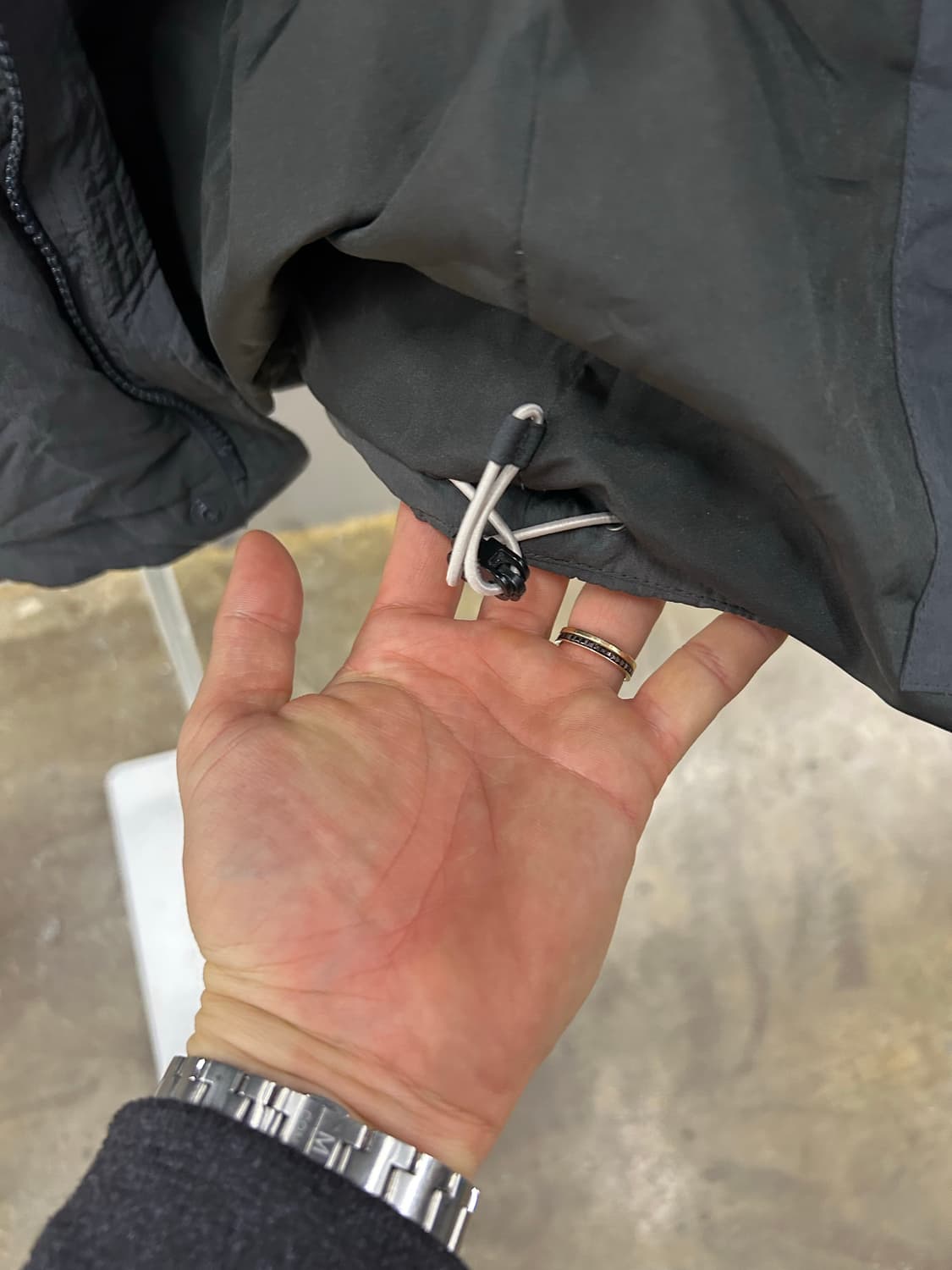 유니폼 브릿지 앤코 그레이 덕다운 패딩 상품이미지7