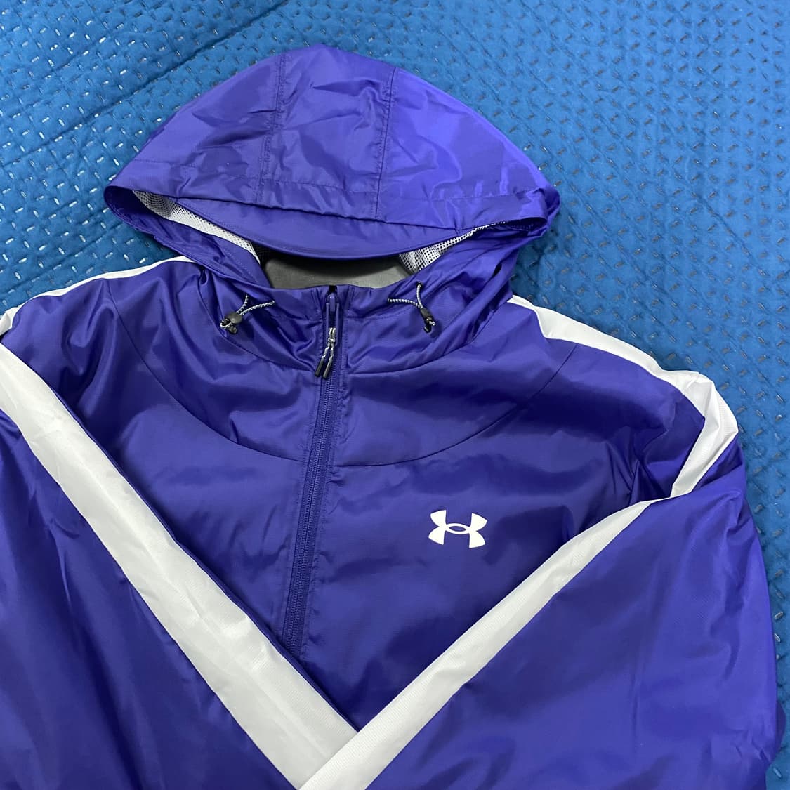(2XL) 언더아머 바람막이 상품이미지5