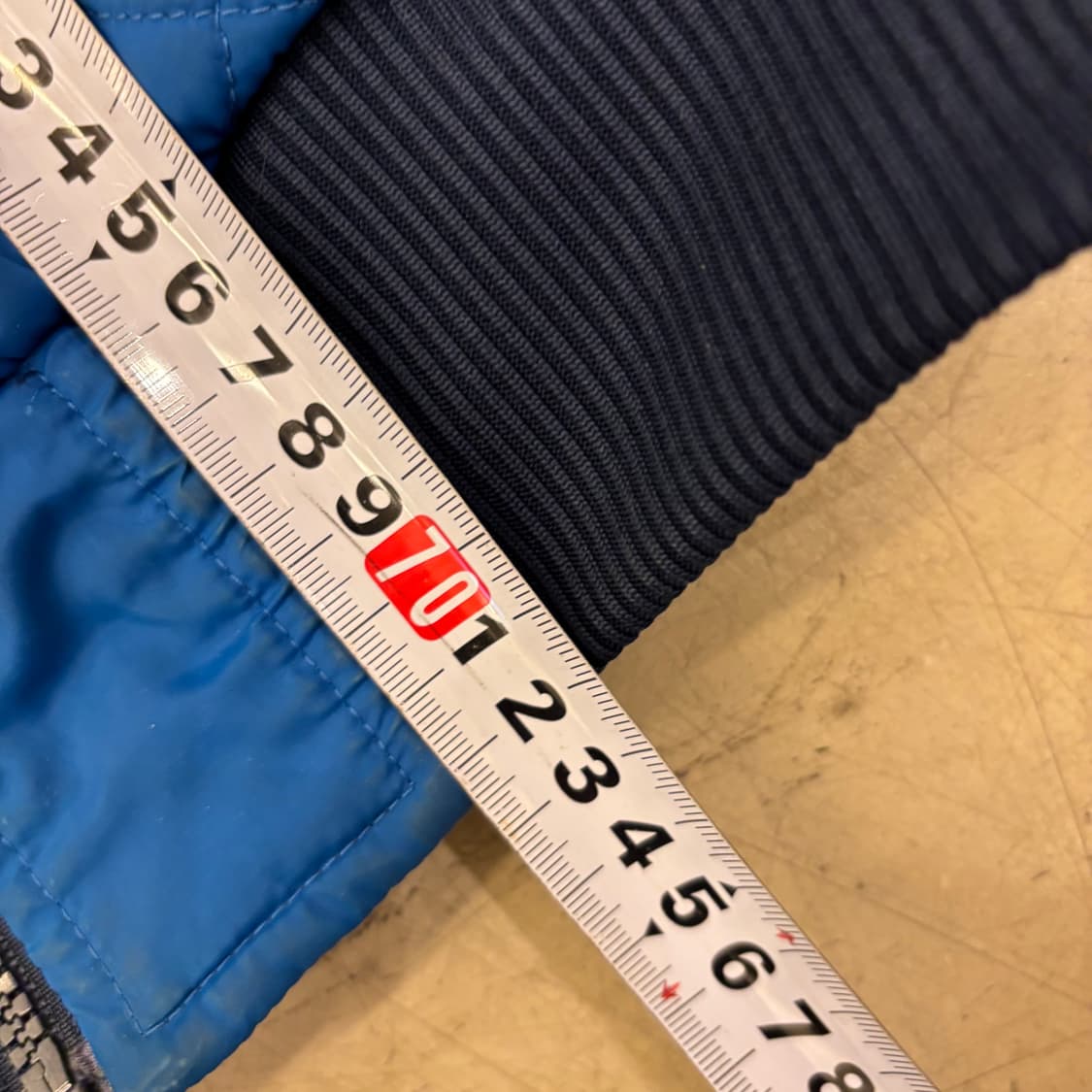 아디다스 리버시블 퀼팅 배색 점퍼 상품이미지4