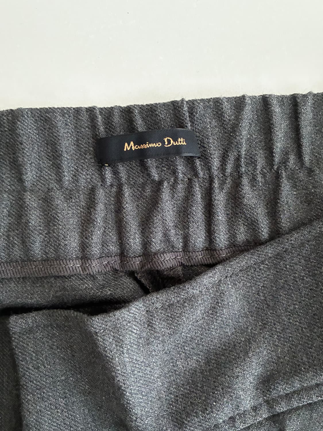 42) 마시모두띠 원턱 슬랙스 팬츠 차콜 상품이미지4