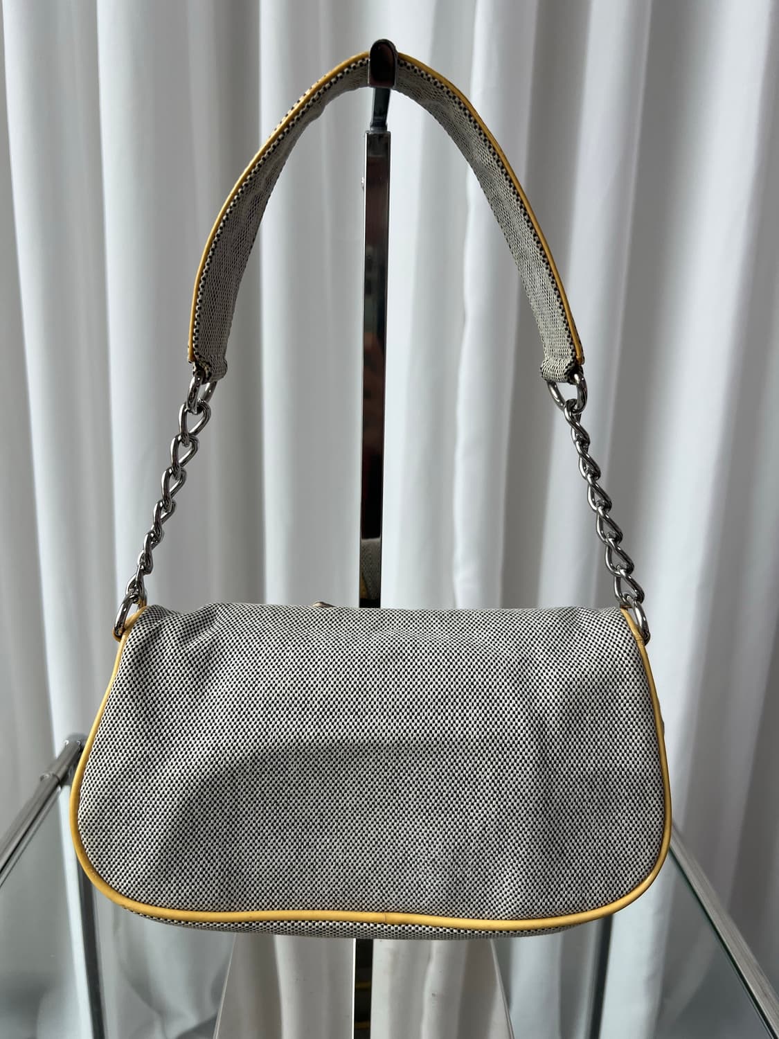 샤넬 No.5 카멜리아 숄더백 상품이미지5