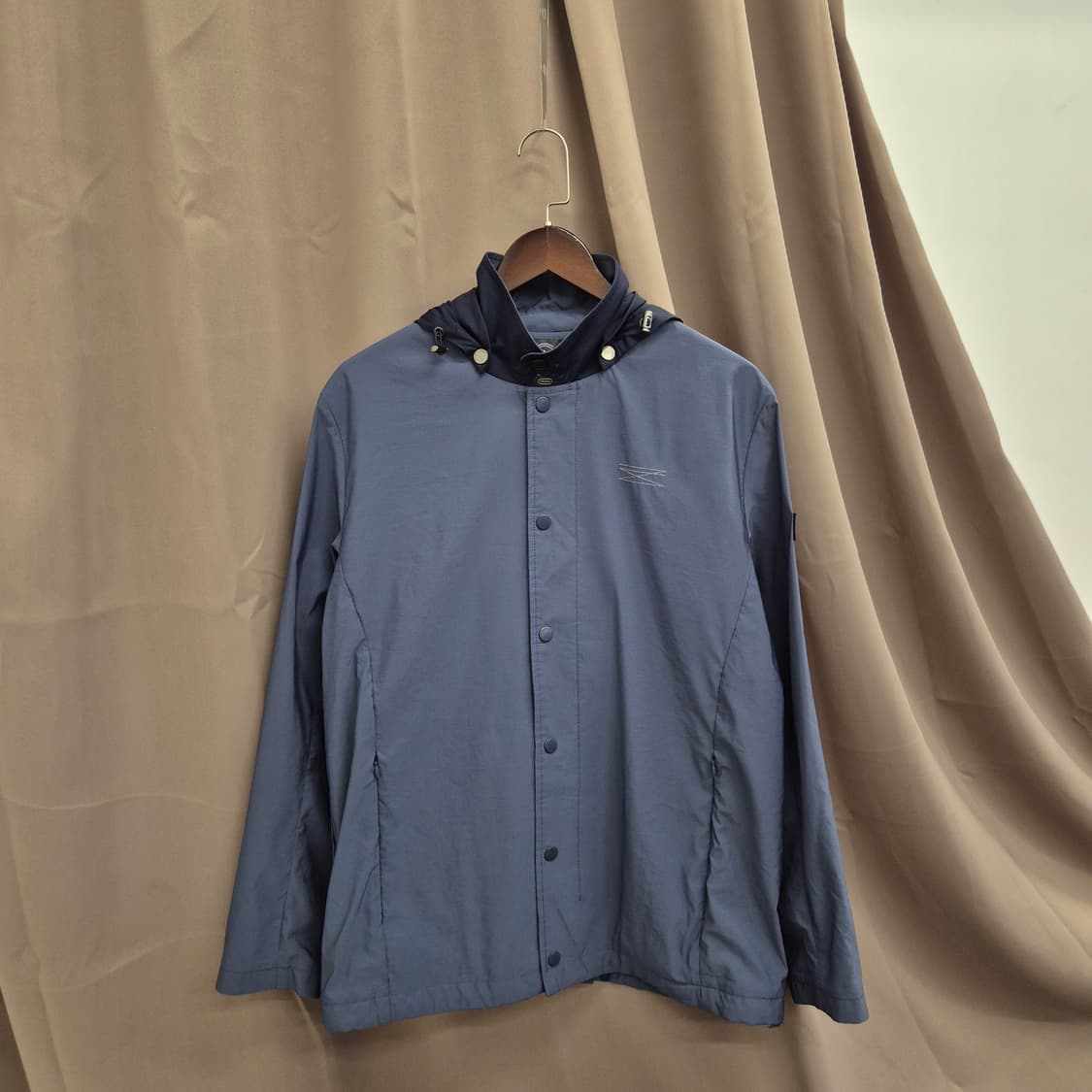 만다리나덕 스냅 버튼 바람막이 자켓 M 상품이미지1